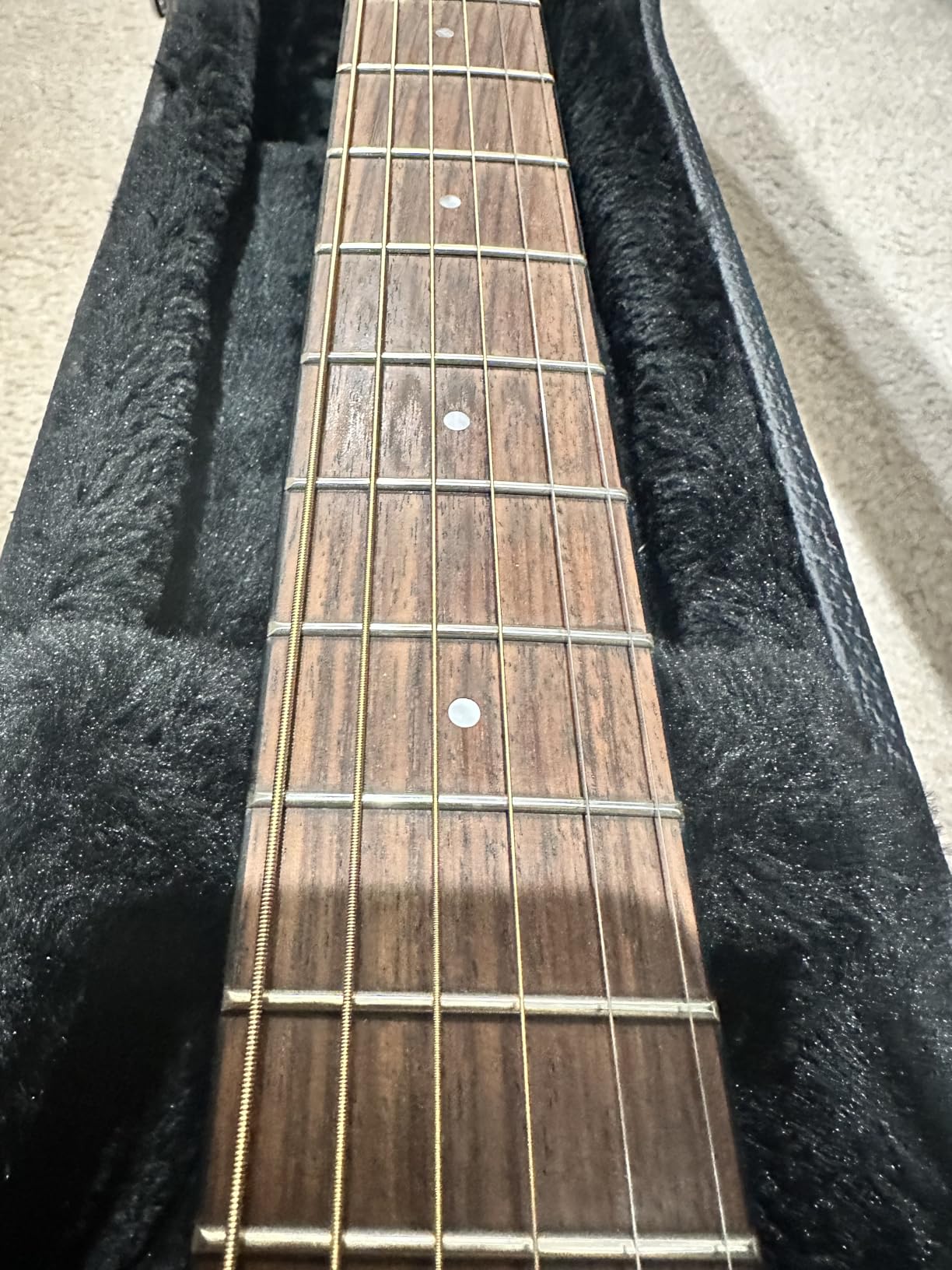 Gator Cases Traditional Series Hard-Shell Wood Case for 6 or 12-String Dreadnought Style Acoustic Guitars (GWE-DREAD 12) customer photo 2