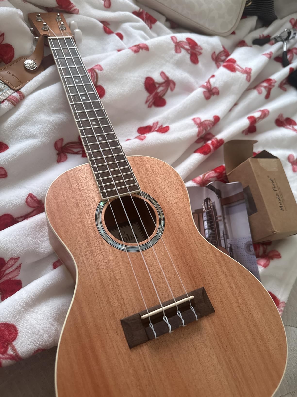 Cordoba 15CM Concert Ukulele - Hand Crafted With Mahogany Top, Back & Sides, Authentic Abalone Rosette & Satin Finish & Premium Aquila Strings customer photo 1