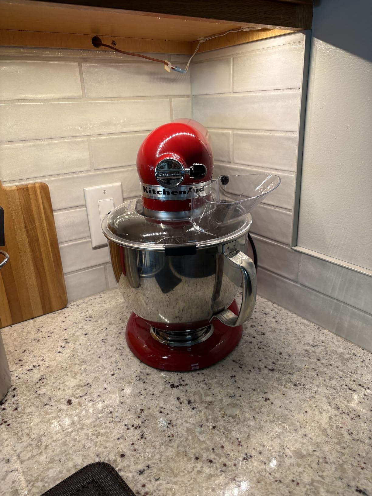 KitchenAid Artisan Series 5 Quart Tilt Head Stand Mixer with Pouring Shield KSM150PS, Contour Silver customer photo 1