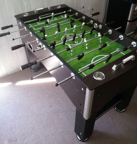 Hathaway Primo 56-In Foosball Table for Family Game Room - With Counterbalanced Players, E-Z Spin Bearings, Analog Scoring Units, Easy-Grip Handles & Adjustable Leg Levelers customer photo 2