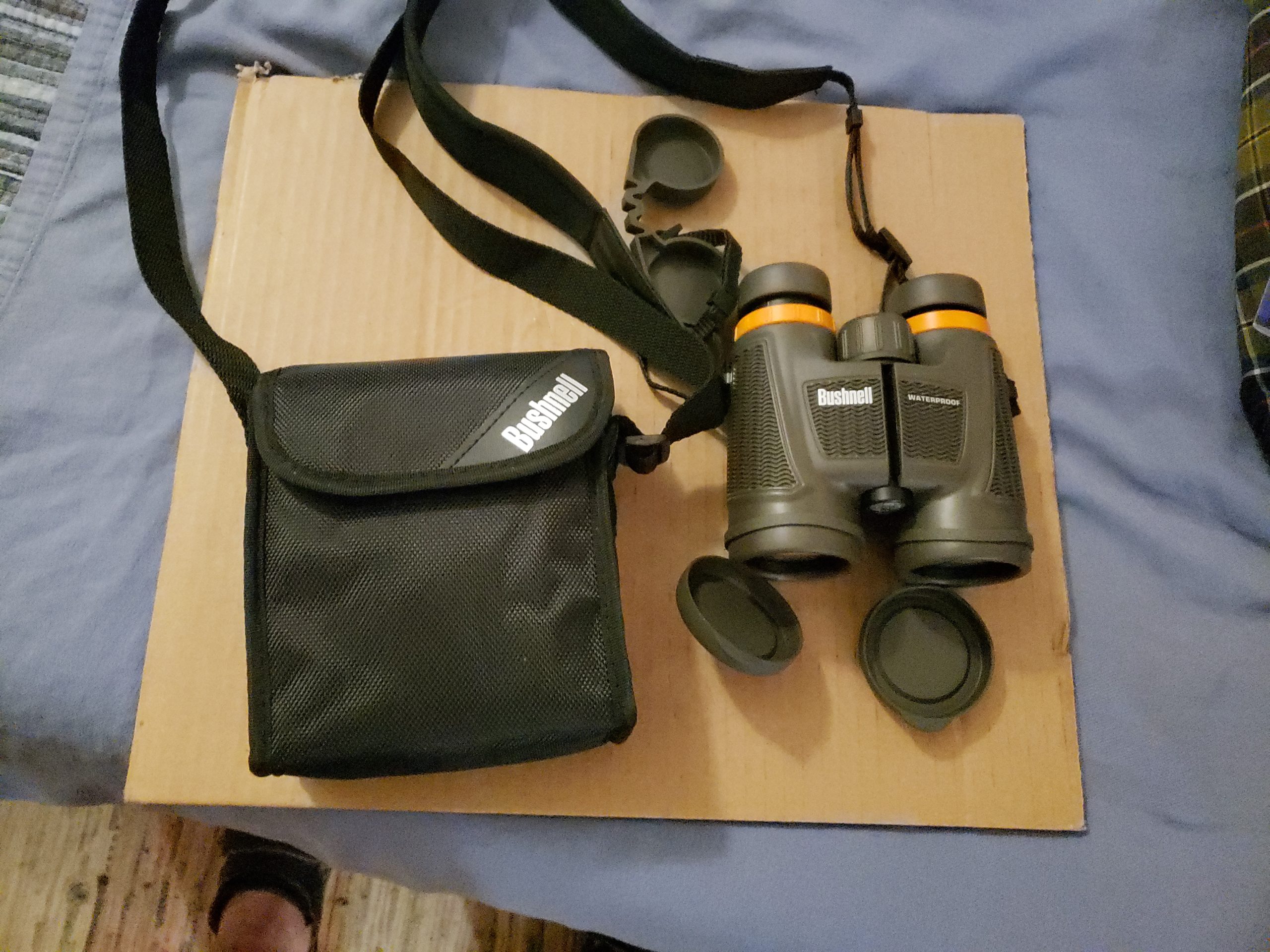 Bushnell H2O Xtreme 10x42 Compact Waterproof Binoculars - Fully Multi-Coated Lenses, Anti-Fog customer photo 2