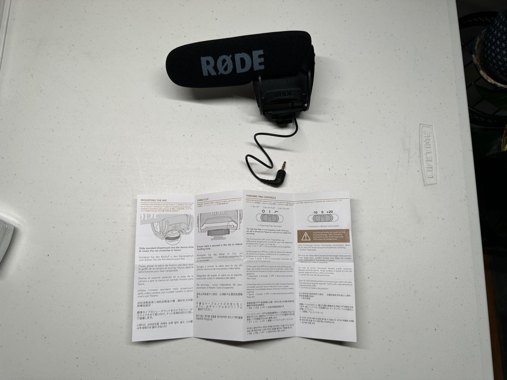 Rode VideoMic Pro R Camera-Mount Shotgun Microphone with Rycote Lyre Shock Mount customer photo 2