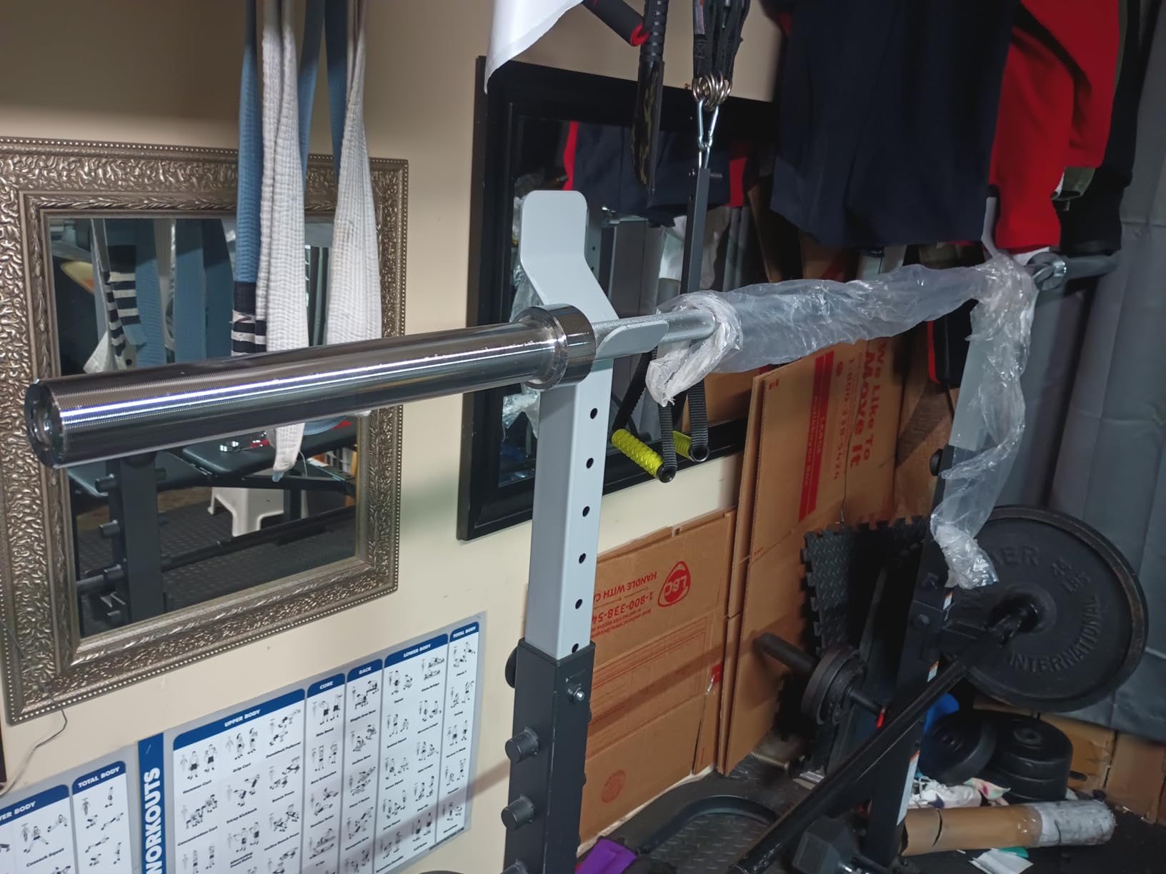 Yaheetech 7-Foot Olympic Barbell with Collars - Solid Iron Weightlifting Rod - Chrome Straight Bar for Home Gym Strength Training & Power Lifting Exercises customer photo 1