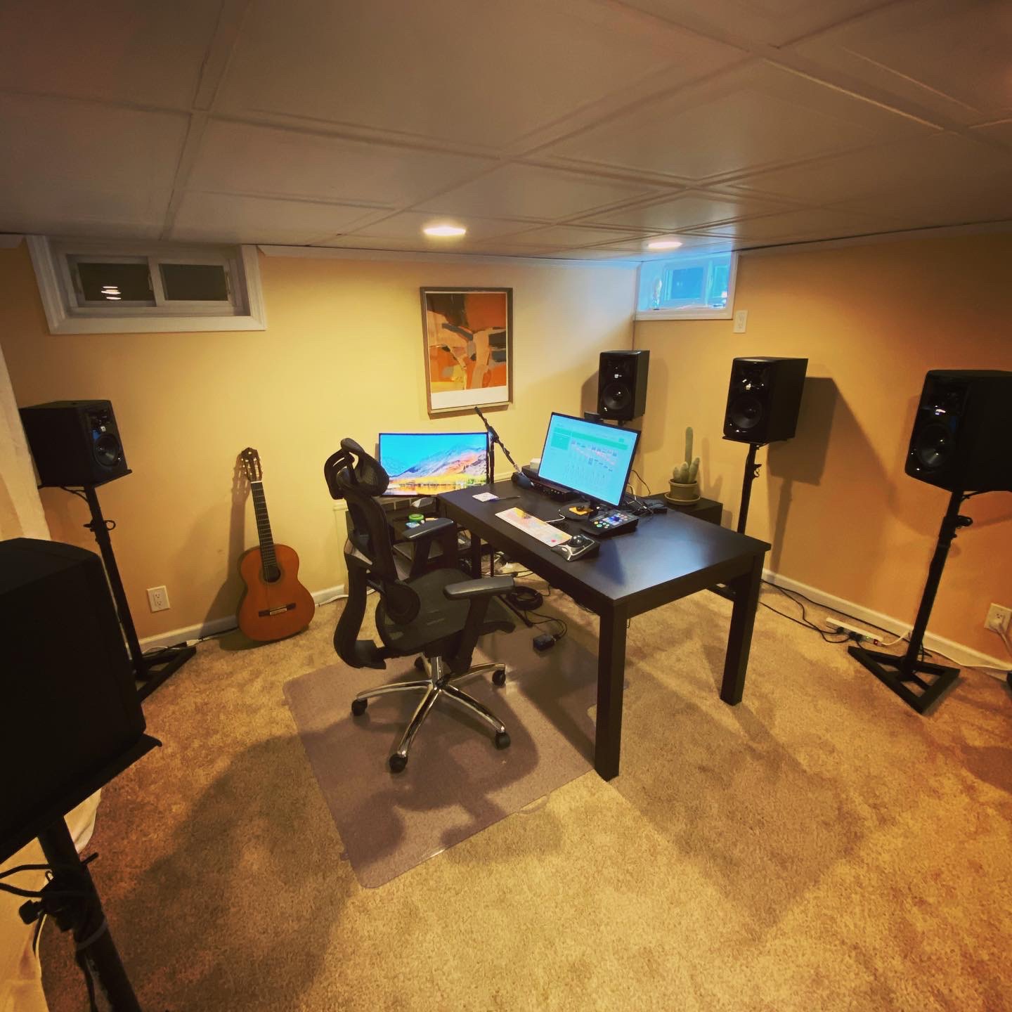 JBL Professional 308P MkII 8-Inch, 2-Way, Powered, Active Monitor Speaker for Near Field Music Production, Studio Monitor, Desktop Computer, Hi-Fi Audio (Sold individually, Black) customer photo 1