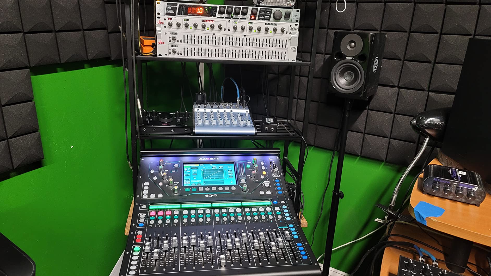 Allen & Heath SQ-5 Digital Mixer, 48 Input Channels, 7
