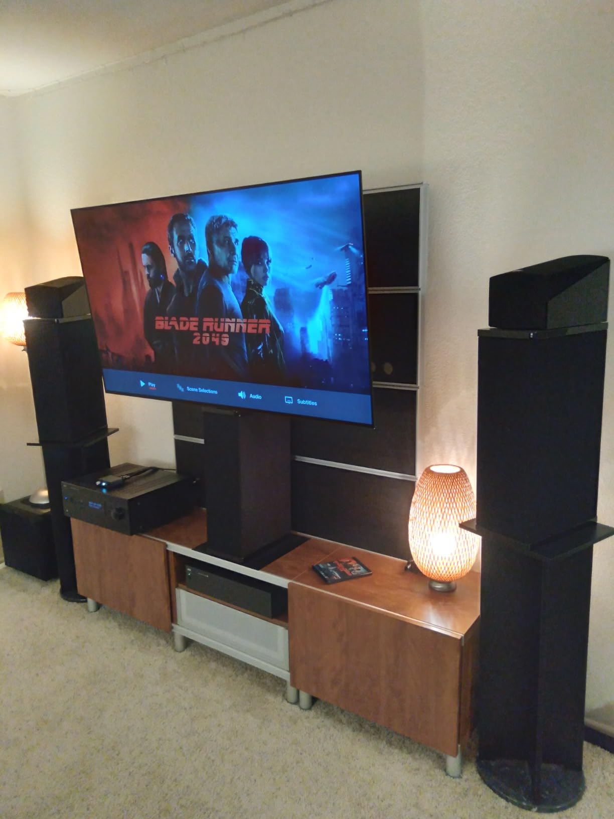 Sony UBP-X700 4K Ultra HD Home Theater Streaming Blu-Ray Player customer photo 1