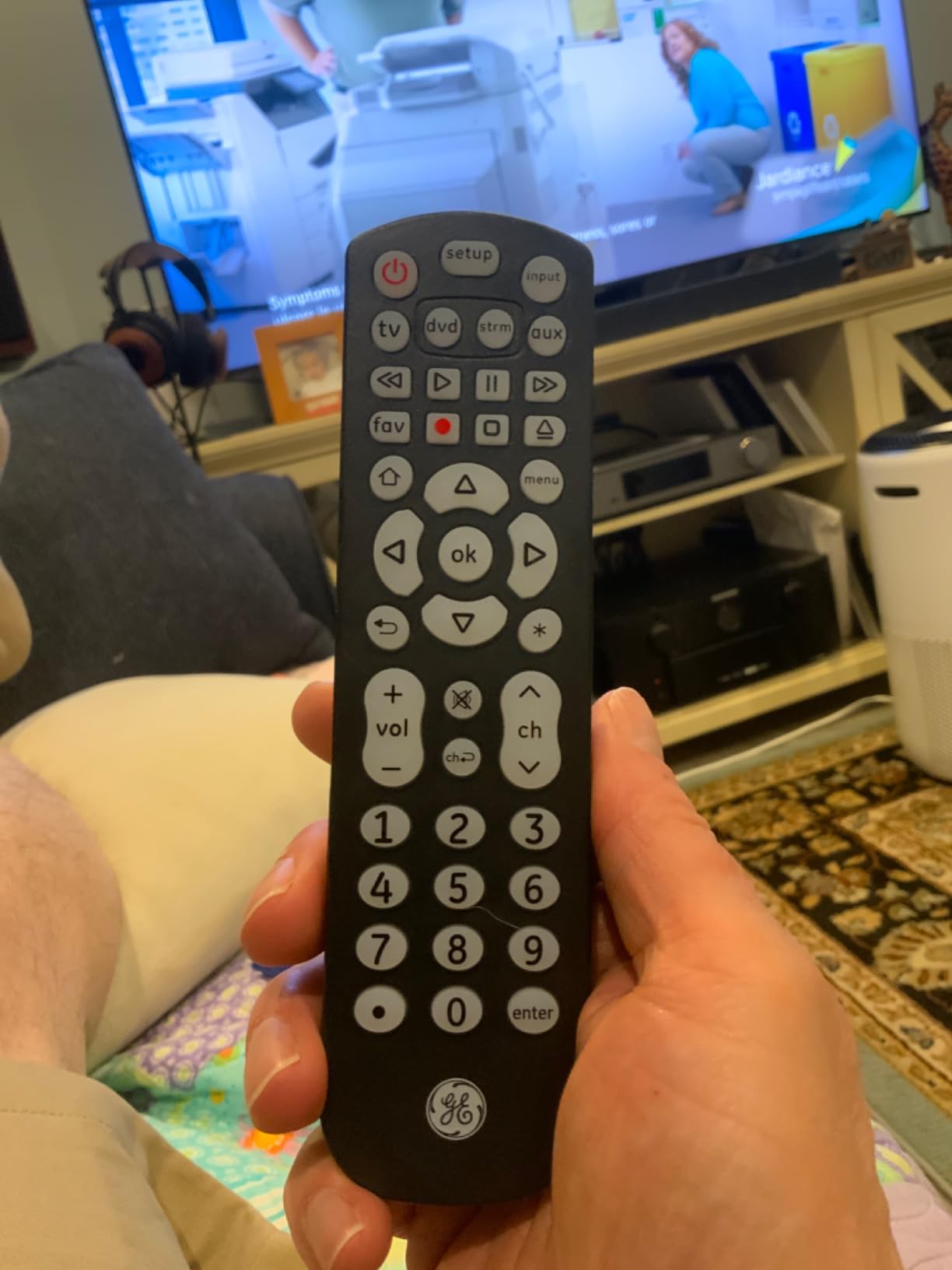 GE Backlit Buttons Universal Remote Control, Samsung TV Remote Control Replacement, 4-Device, Black, 40081 customer photo 2