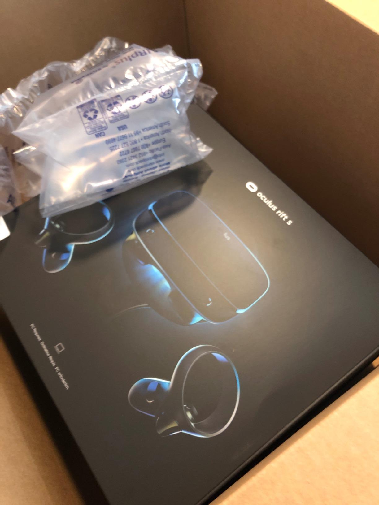 Oculus Rift S - PC-Powered VR Gaming Headset customer photo 1