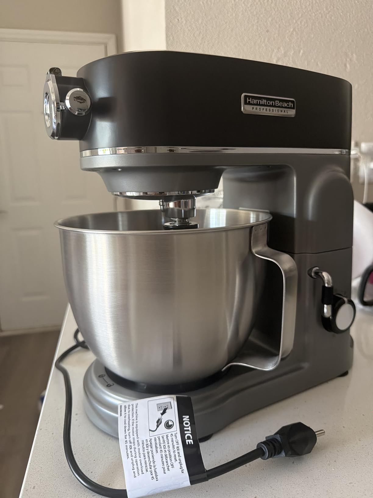 Hamilton Beach Professional All-Metal 5 Qt Stand Mixer With 12 Speeds, Stainless Steel Bowl, 450 Watts customer photo 1
