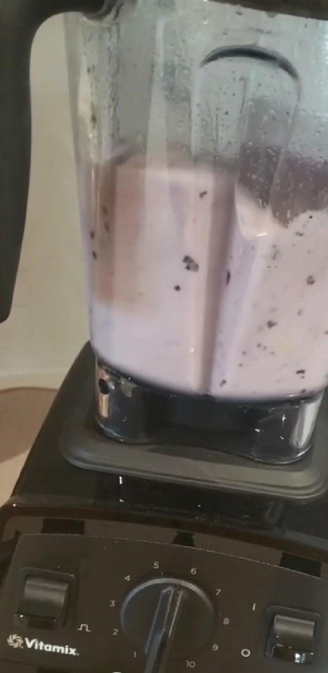 E320 Explorian Blender Black customer photo 1