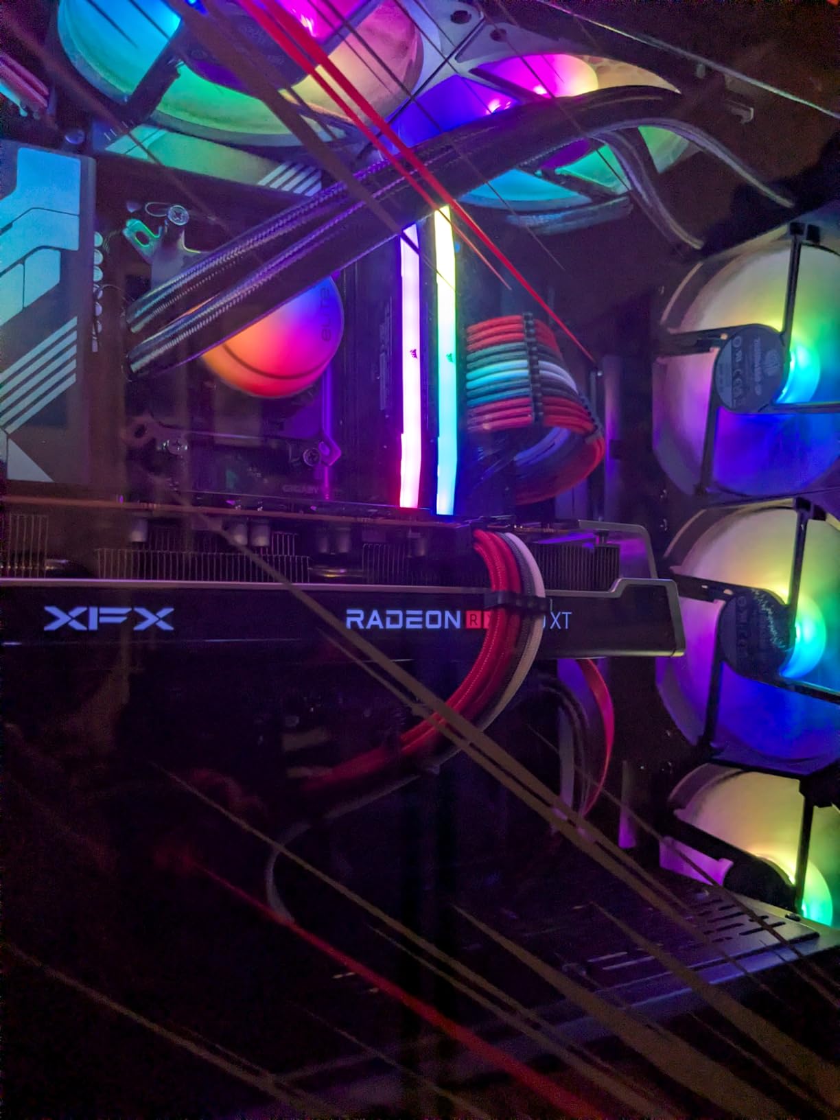 Cooler Master 360 Elite Liquid CPU AIO Cooler - 360mm Radiator, 3X ARGB PWM Fans, Dual-Chamber Pump Design, Ultra-Quiet High-Performance Cooling, AMD AM5/AM4 & Intel LGA 1851/1700, White customer photo 2