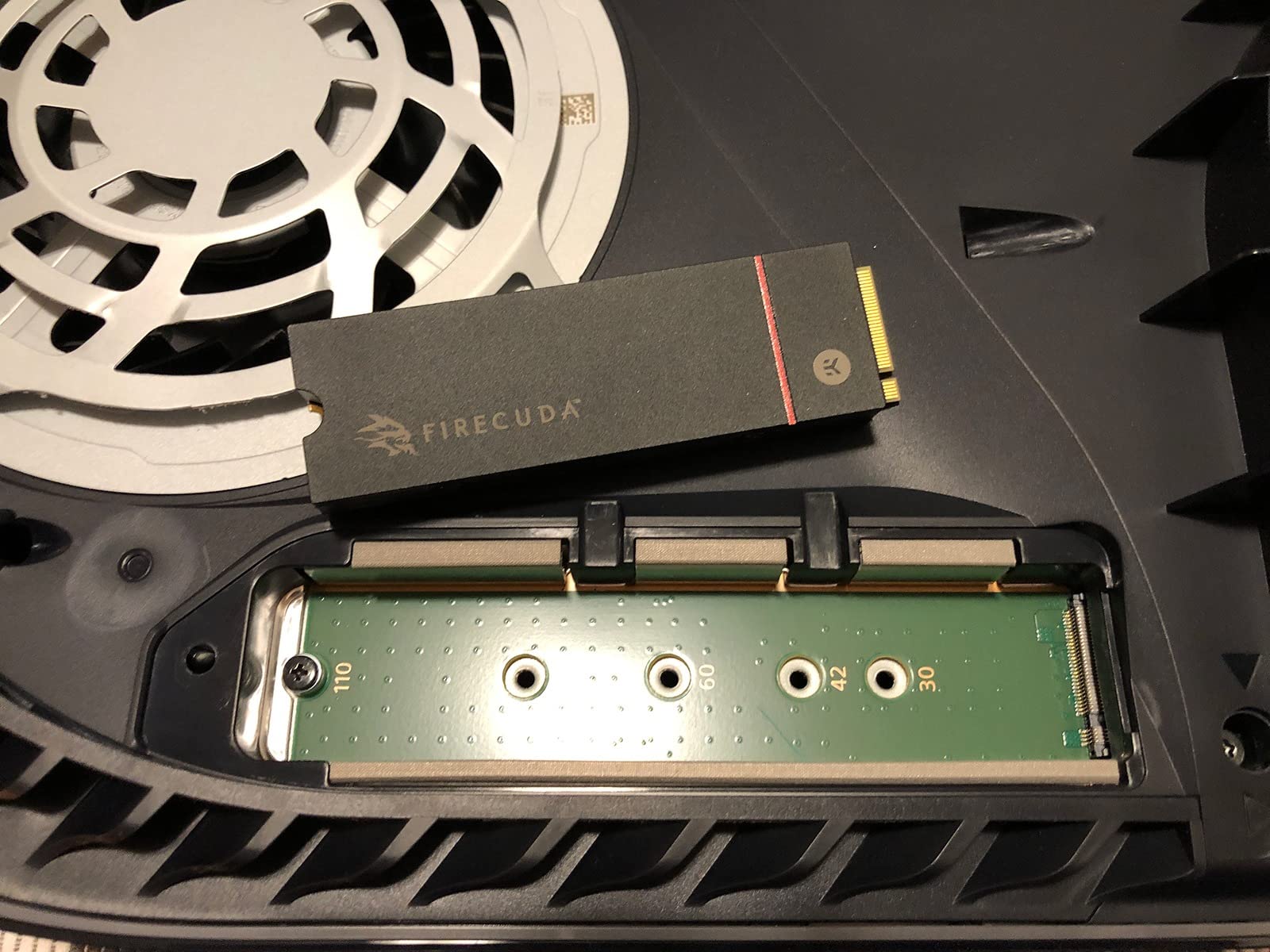 FireCuda 530 ZP4000GM3A023 4 TB Solid State Drive - M.2 2280 Internal - PCI Express NVMe [PCI Express NVMe 4.0 x4] customer photo 1