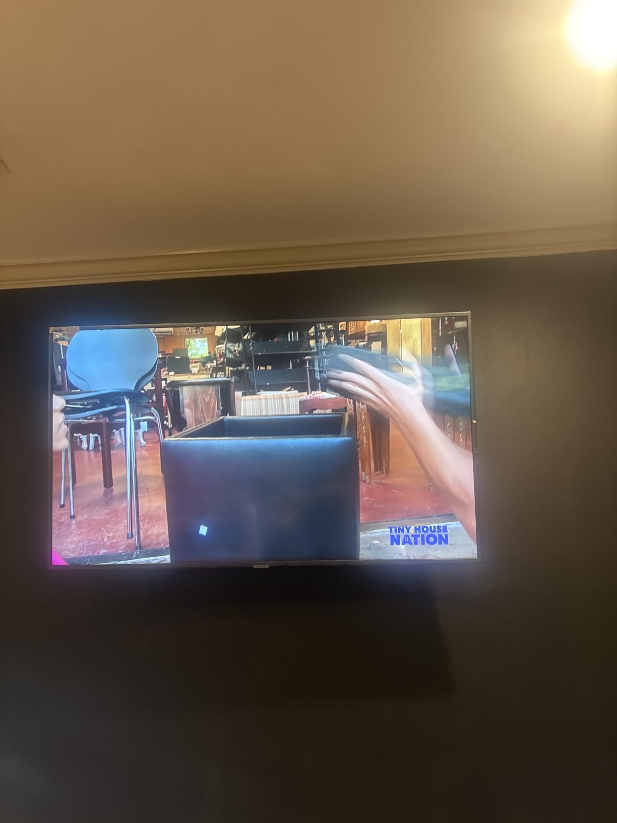 PERLESMITH Corner TV Wall Mount for 26-65 inch TVs up to 70 lbs, Full Motion TV Wall Mount Bracket with Swivel, Tilt, Level, Wall Mount with Single Articulating Arm, Max VESA 400x400mm, PSMFK7 customer photo 2