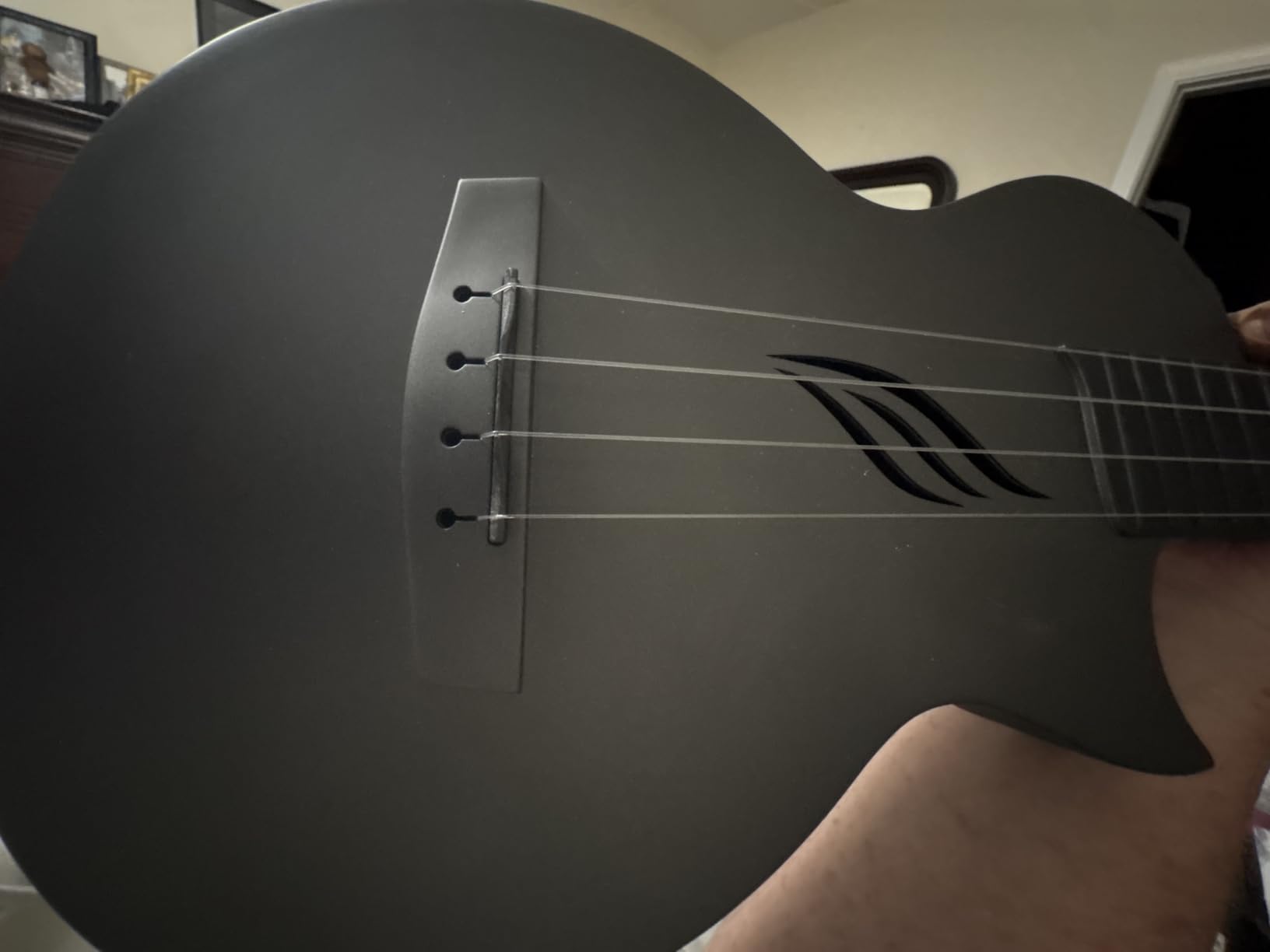 Enya NOVA U MINI 21-Inch Carbon Fiber Soprano Travel Ukulele, Black | Waterproof Body, Resists Humidity and Temperature Changes, Beginner Kit customer photo 1