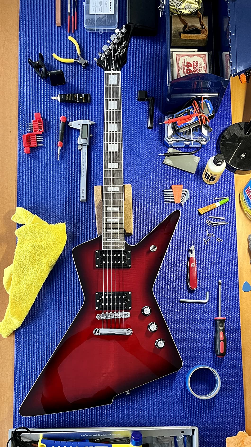 WestCreek Revenge Solid Body Electric Guitar, Heavy Metal Guitar, Right Handed, Alnico Humbucker Pickups, Rounded End Jumbo Frets, Bone nut, Rosewood Fretboard, Mahogany Body Purple customer photo 1