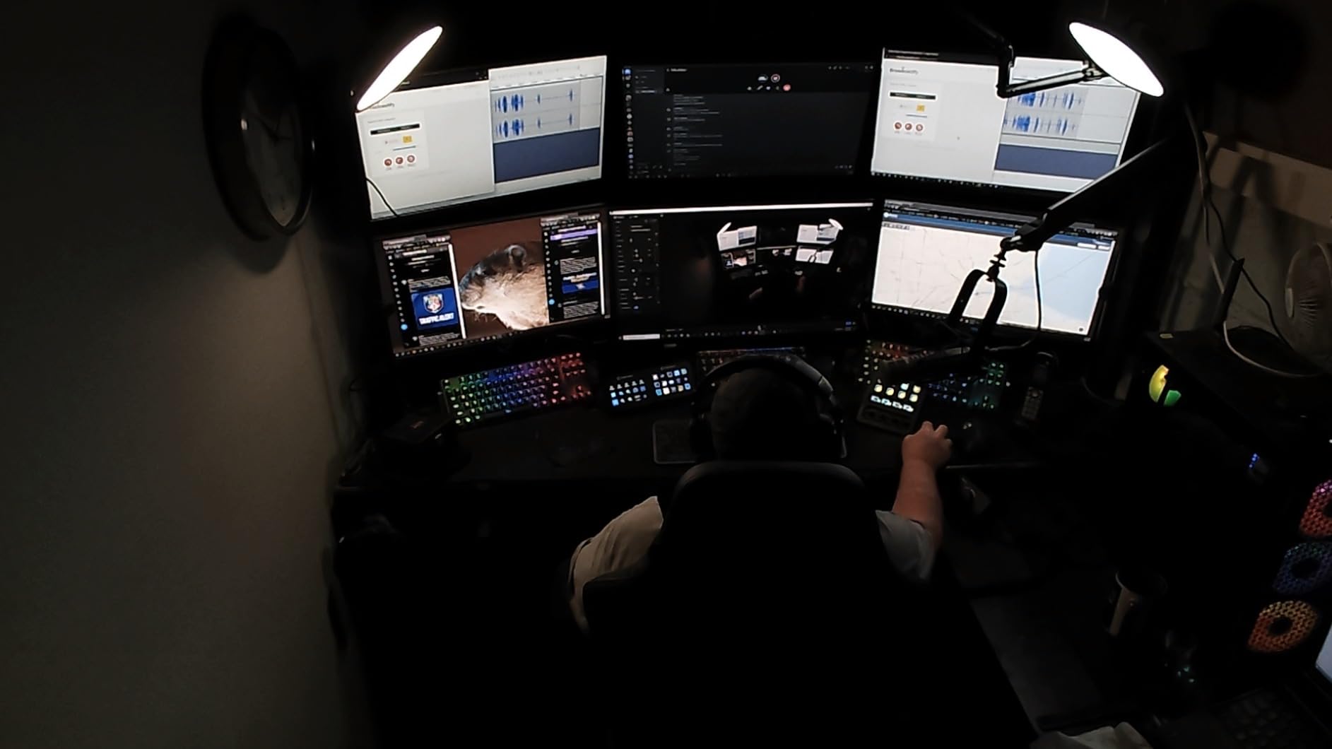 Elgato Stream Deck +, Audio Mixer and Studio Controller | LCD keys, dials and touch strip customer photo 2
