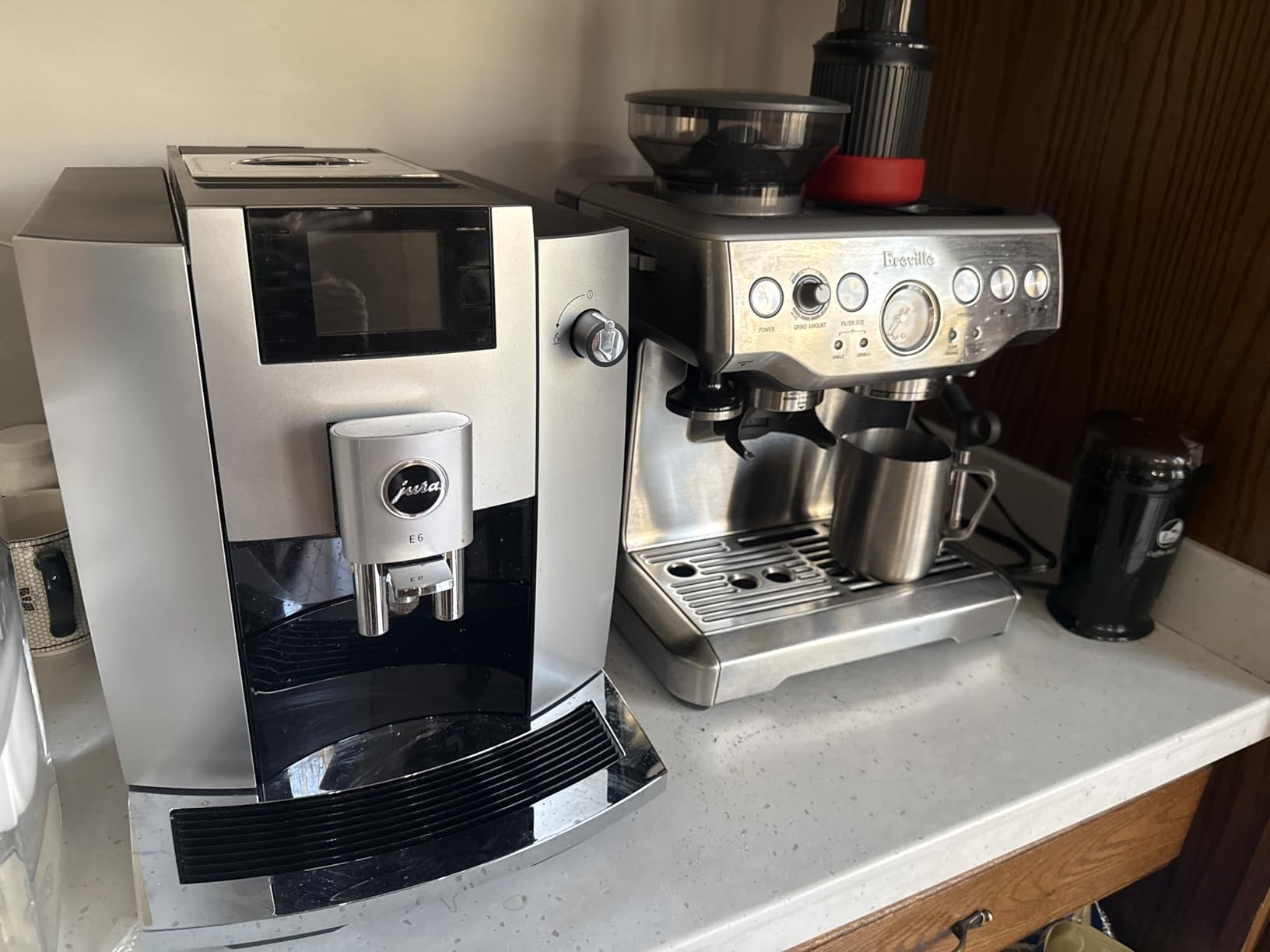 Jura E6 Platinum 15465 Automatic Espresso Machine customer photo 2