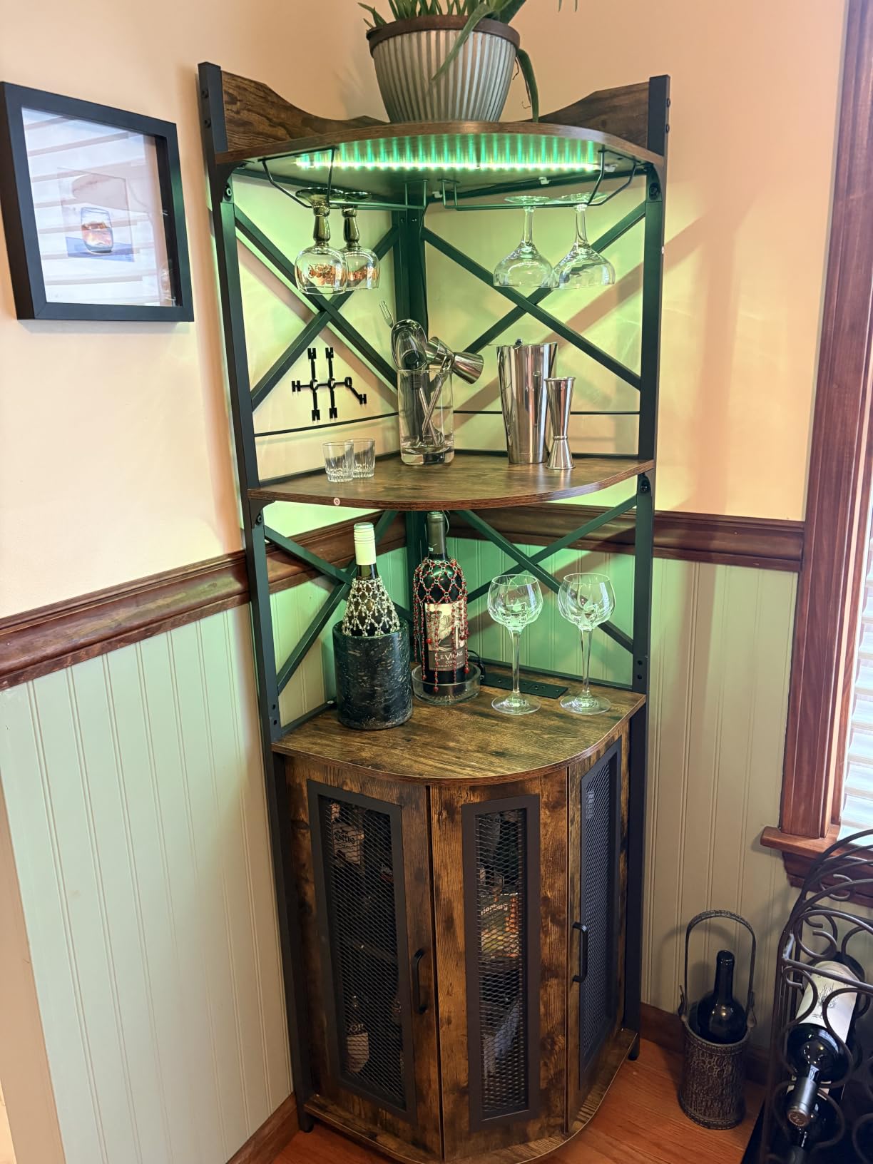 Aheaplus Corner Bar Cabinet with Power Outlet, Industrial Wine Cabinet with LED Strip and Glass Holder, 5-Tiers Liquor Cabinet Bar Unit for Home, Corner Display Cabinet for Small Space, Rustic Brown customer photo 1