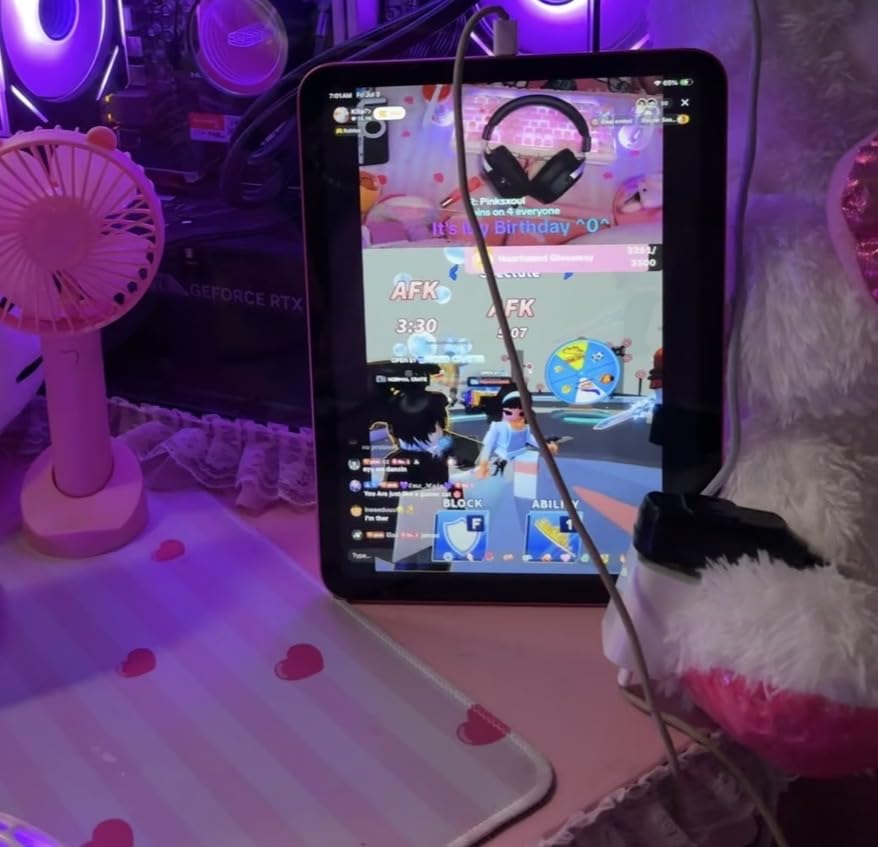 Logitech Brio 101 Full HD 1080p Webcam for Meetings, Streaming, Desktop, Laptop, PC - Built-in Mic, Shutter, Works with Zoom, Microsoft Teams, Nintendo Switch 2's new GameChat Mode, USB-A,-Black customer photo 2