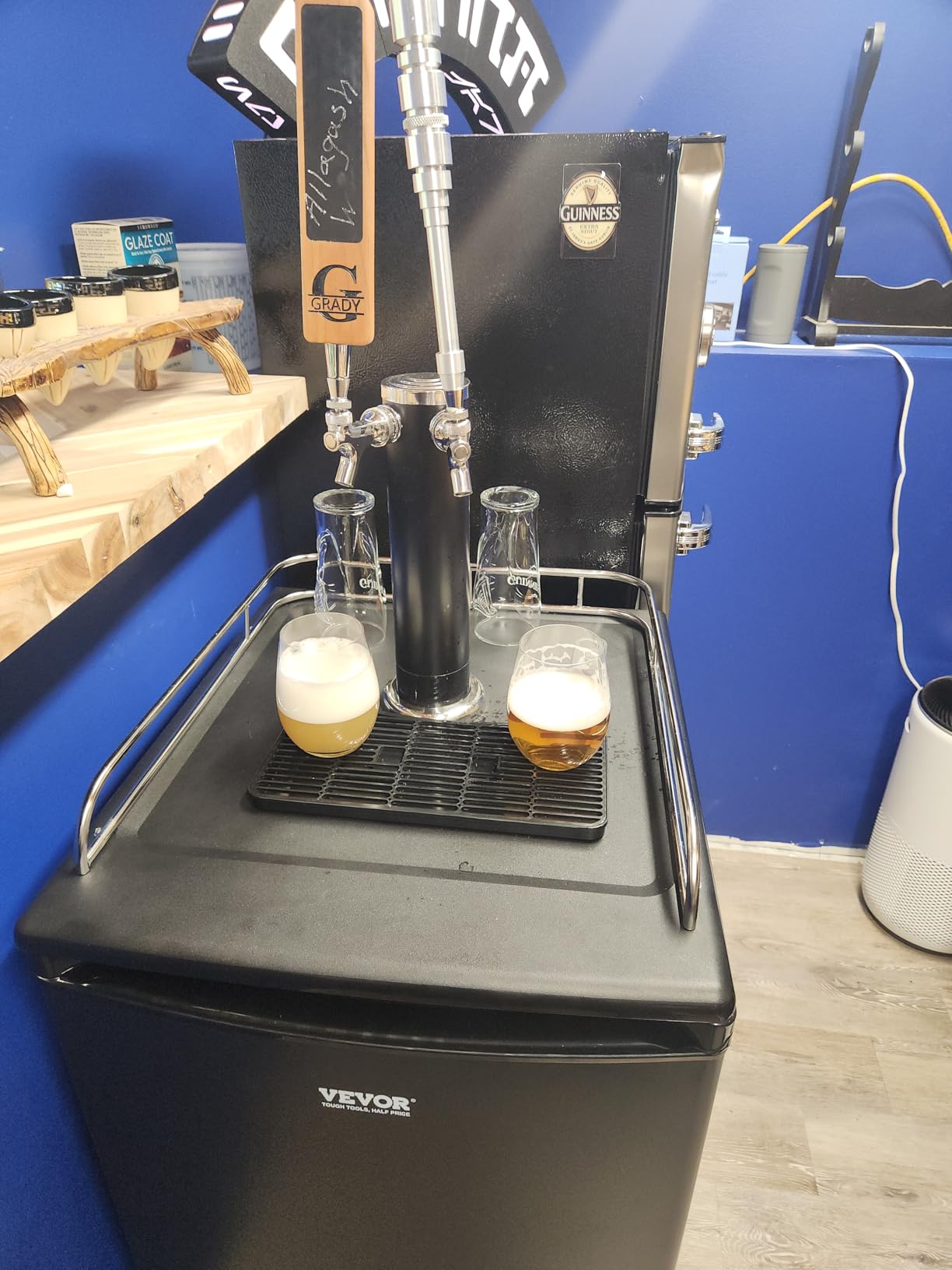 VEVOR Beer Kegerator, Single Tap Commercial Draft Beer Dispenser for D system, Full Size Keg Refrigerator with 5lbs CO2 Tank, Hold 2 Sixth / 2 Ball lock keg, Black customer photo 2