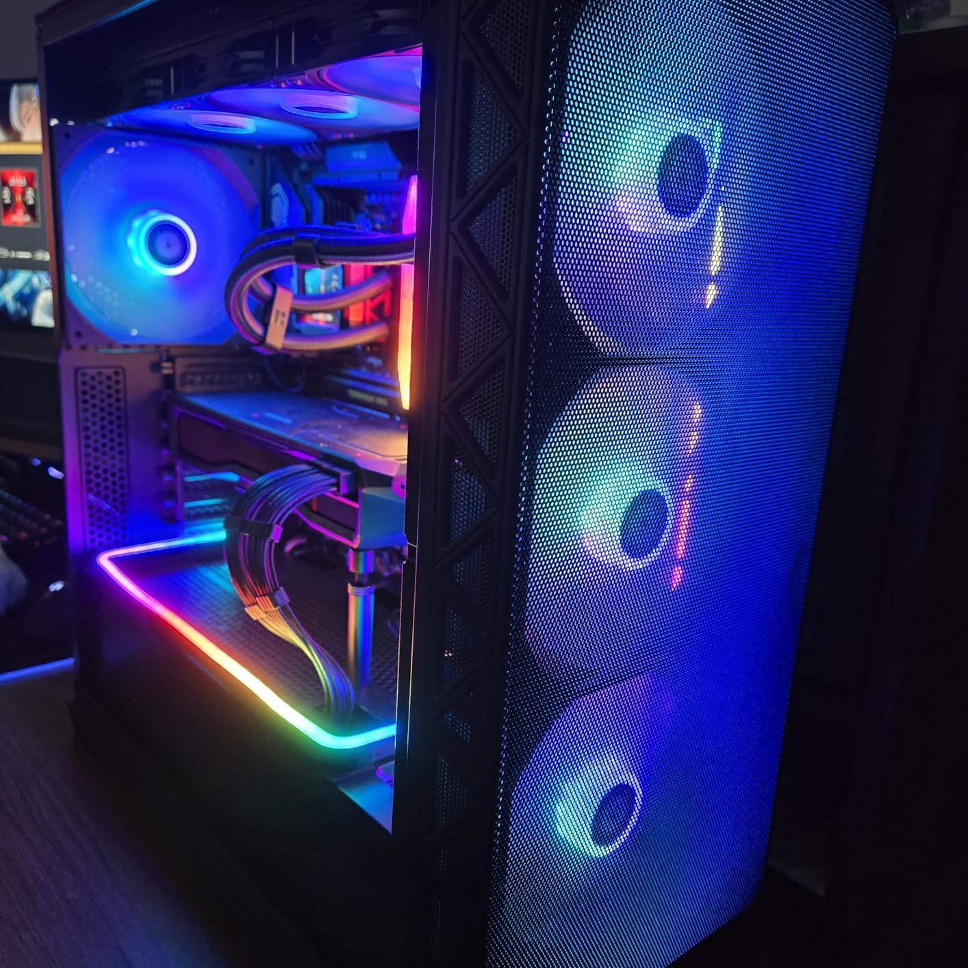 MONTECH AIR 903 MAX High Airflow E-ATX PC Case, 4x140mm PWM Fans, Black | 400mm GPU Support, 360mm Radiator Support, Tempered Glass, USB-C customer photo 2