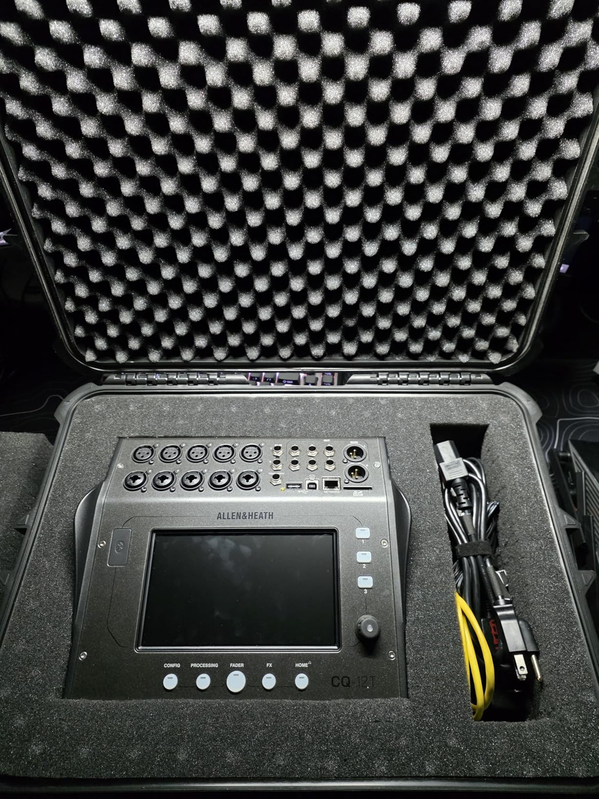 Allen & Heath CQ-12T Digital Mixer with 7-inch Touchscreen and Bluetooth | 12 Inputs, 7 Capacitive Touchscreen, 96 Khz Processing, USB and SD Multitrack customer photo 1