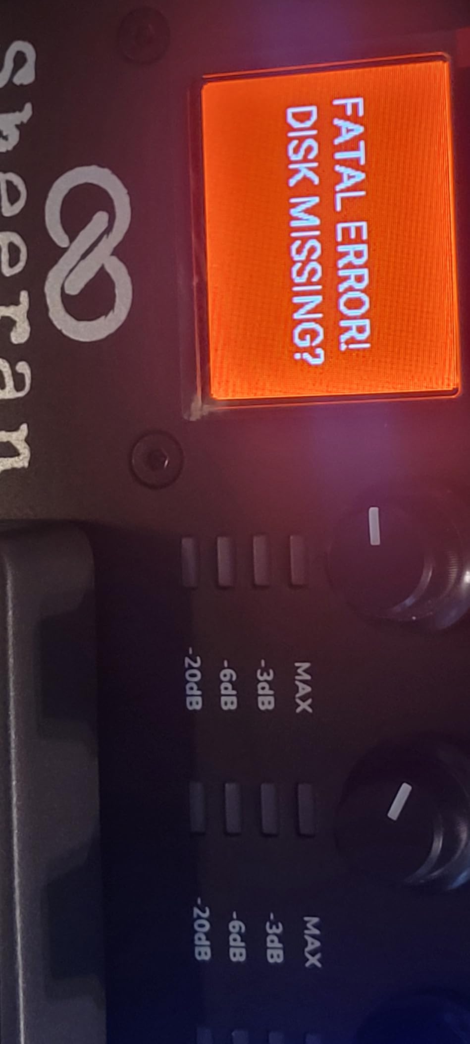 SHEERAN LOOPER+ Dual Track Pedal for Guitar, Bass, Keyboard, Vocals and more, with 128 loops storage, 4 Looping Modes, LED Screen and Audio interface customer photo 1