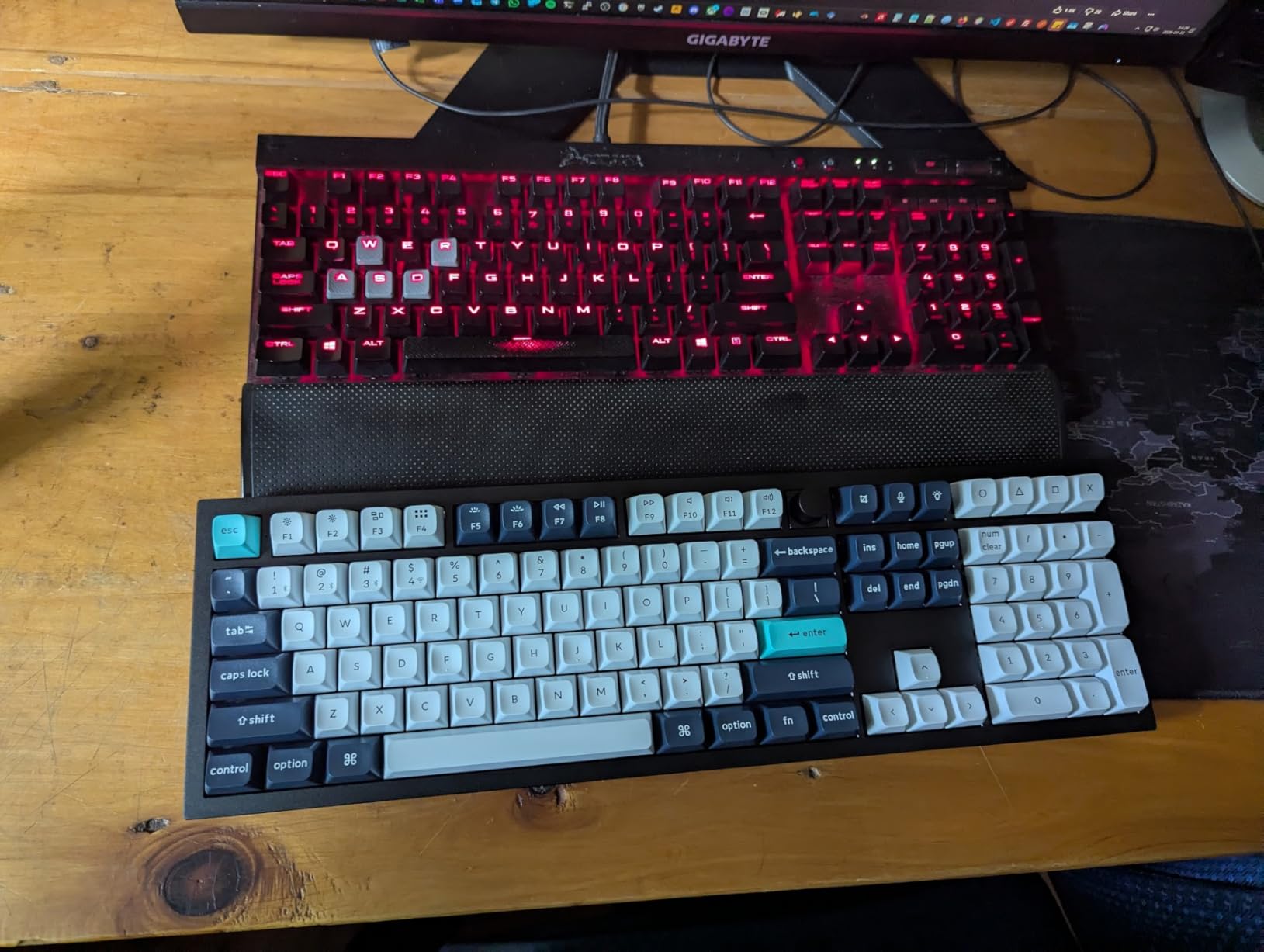Keychron Q6 Max QMK/VIA Bluetooth Wireless /2.4 GHz/USB-C Wired Custom Mechanical Keyboard, Full Size Programmable Knob RGB Backlit Hot-Swappable Gateron Brown Switch for Mac Windows Linux - Black customer photo 1
