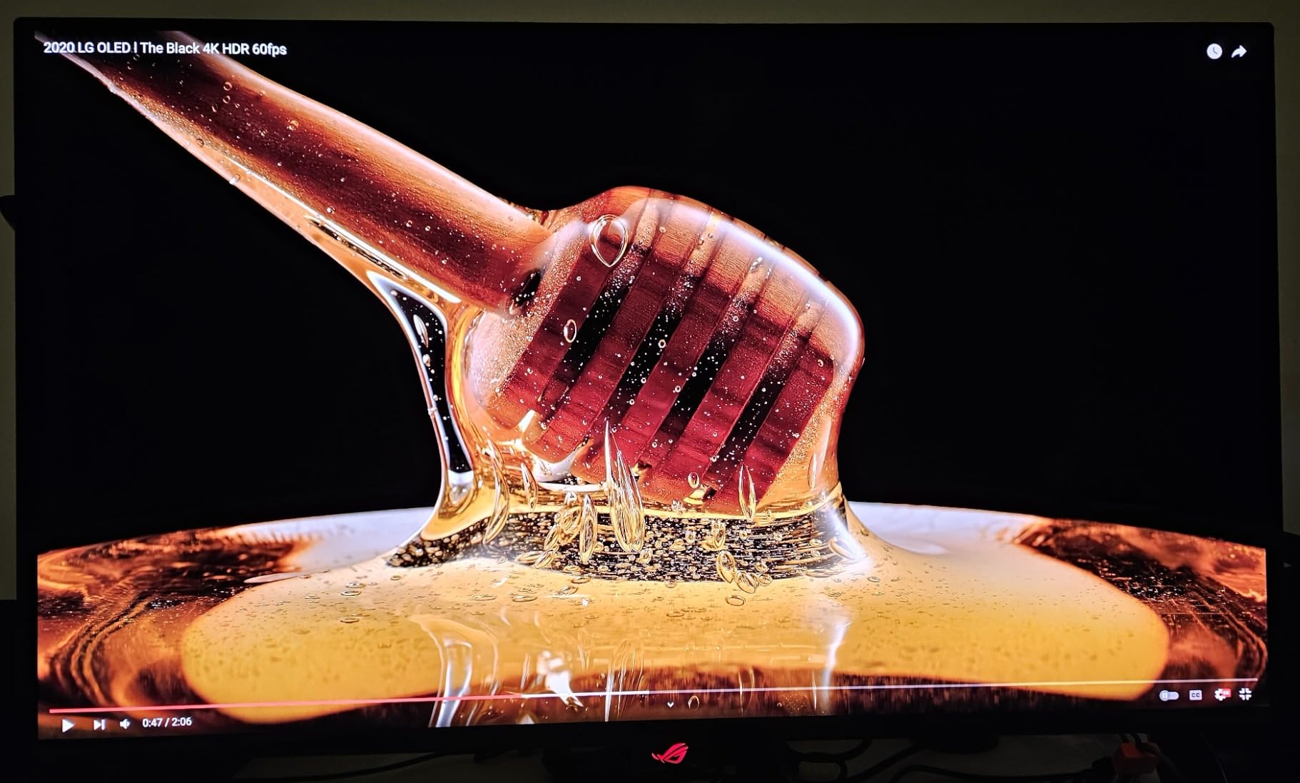 ASUS ROG PG32UCDM 32 Inch 4K 240Hz OLED Gaming Monitor QD-OLED | UHD, Custom Heatsink, 0.03ms, G-SYNC Compatible, USB-C 90W, True 10-bit, Graphene Film, 99% DCI-P3, for PS5 and Xbox customer photo 2