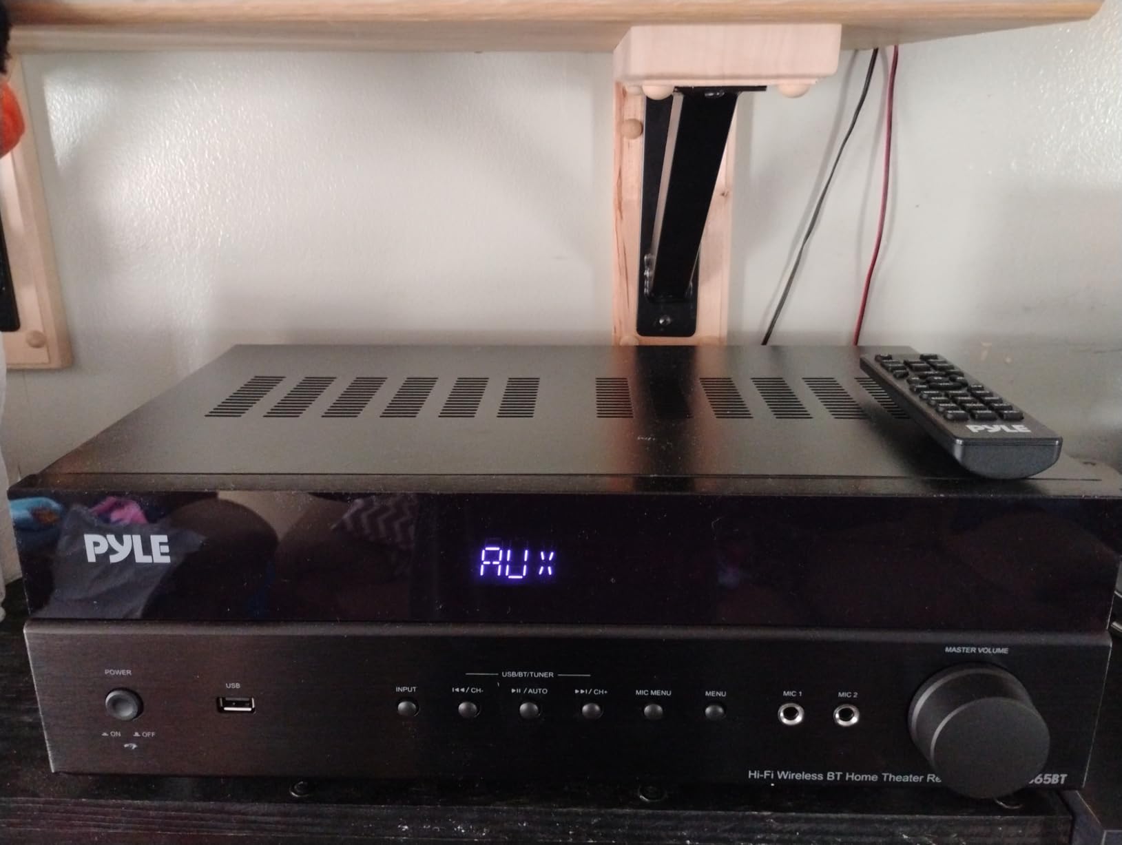 Pyle 5.2 Channel Hi-Fi Home Theater Receiver - 1000W MAX Wireless BT Surround Sound Stereo Amplifier System with 4k Ultra HD Support, MP3/USB/DAC, Ideal for Immersive Home Audio Experience customer photo 2