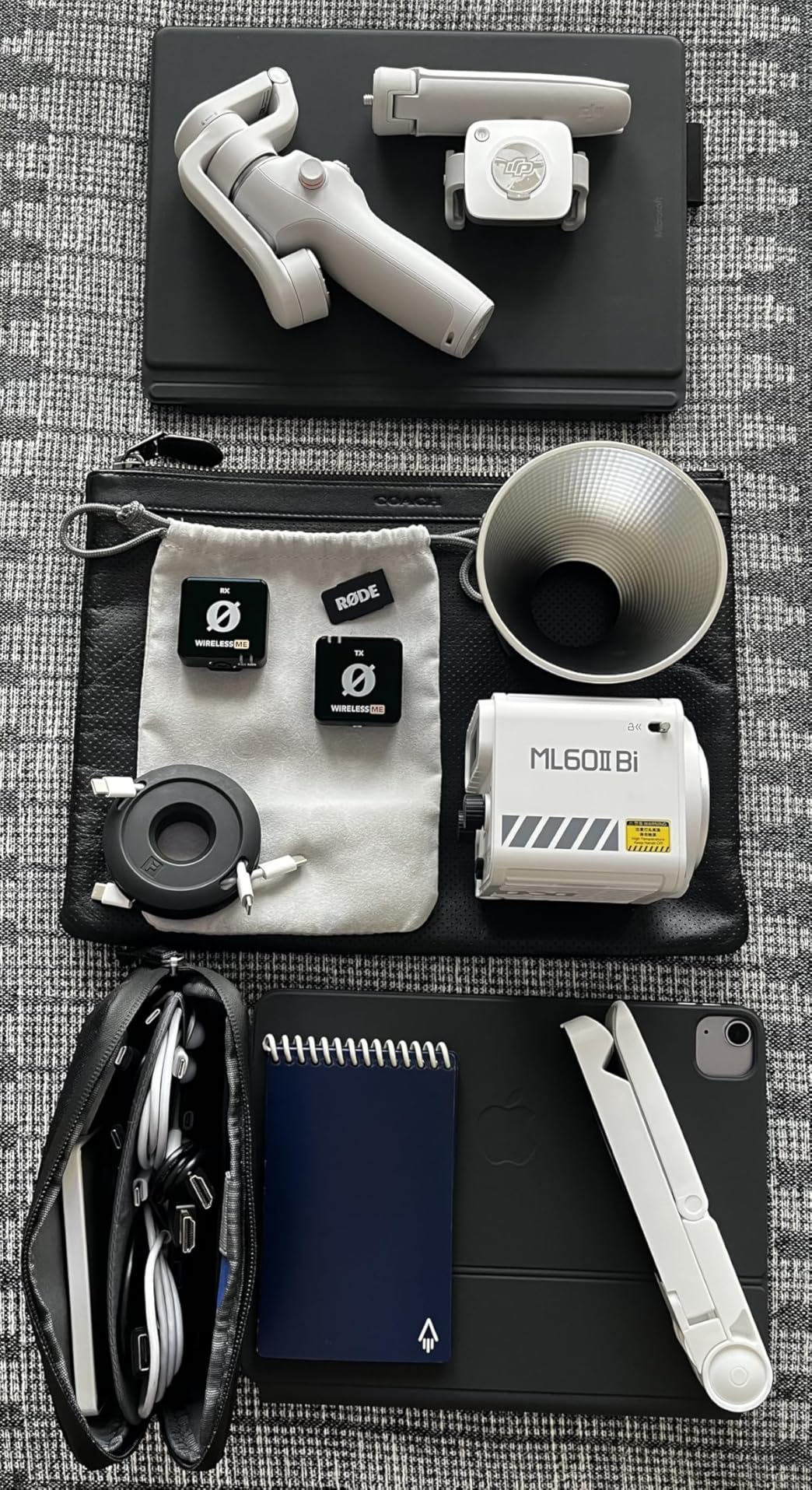 RØDE Wireless ME Dual Set Ultra-Compact Wireless Microphone System with Built-in Microphones, GainAssist Technology and 100m Range for Filmmaking, Interviews and Content Creation (Black) customer photo 1