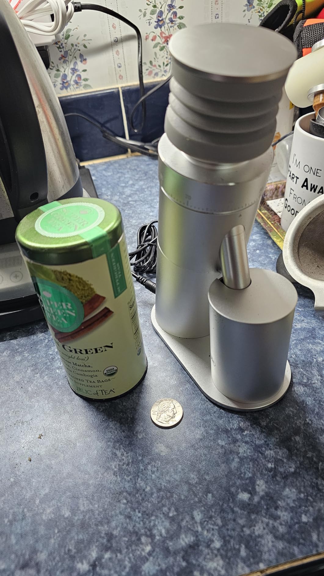 Gen 4 Electric Burr Coffee Grinder, Single Dose, Espresso, Black | Magnetic dosing cup, anti-static design and compact quiet workflow help keep daily home brewing cleaner and more consistent customer photo 2
