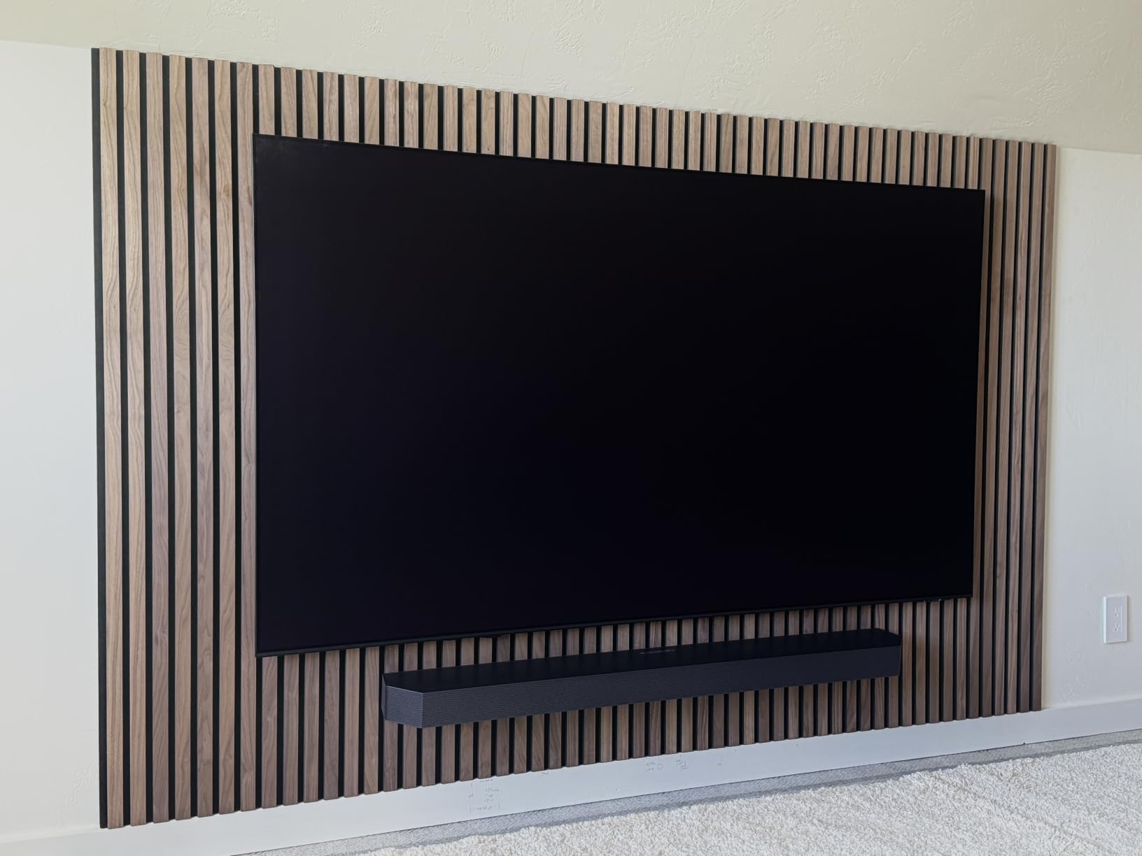 Samsung 65-Inch Class OLED S95F 4K Glare Free Smart TV (2025 Model) NQ4 AI Gen3 Processor, HDR Pro, Motion Xcelerator 164Hz, Dolby Atmos, Samsung Vision AI, Alexa Built-in customer photo 2