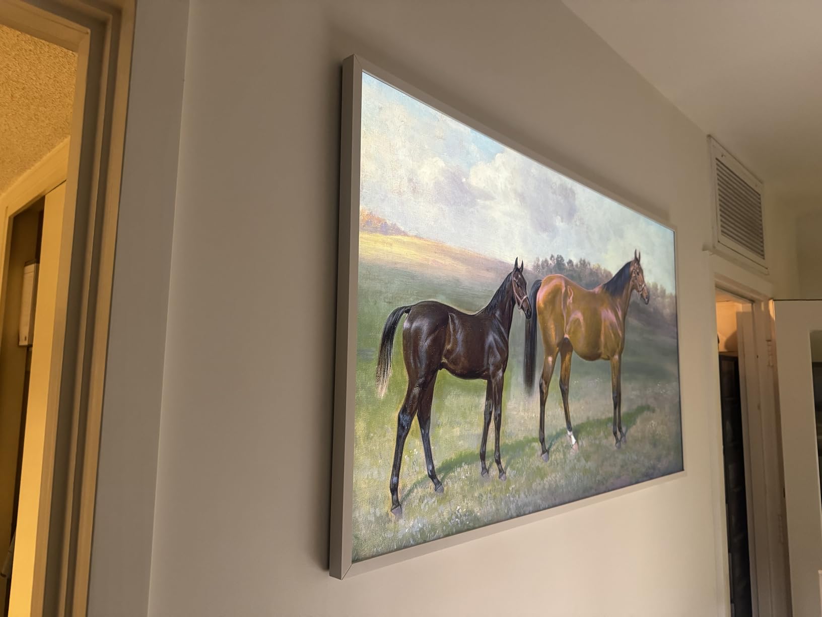 Samsung 55-Inch Class The Frame LS03F 4K QLED Smart TV (2025 Model) Slim Fit Wall Mount, Modern Frame Design, NQ4 AI Gen2 Processor, Art Mode, Artful Picture Quality, Samsung Vision AI, Alexa Built-in customer photo 1