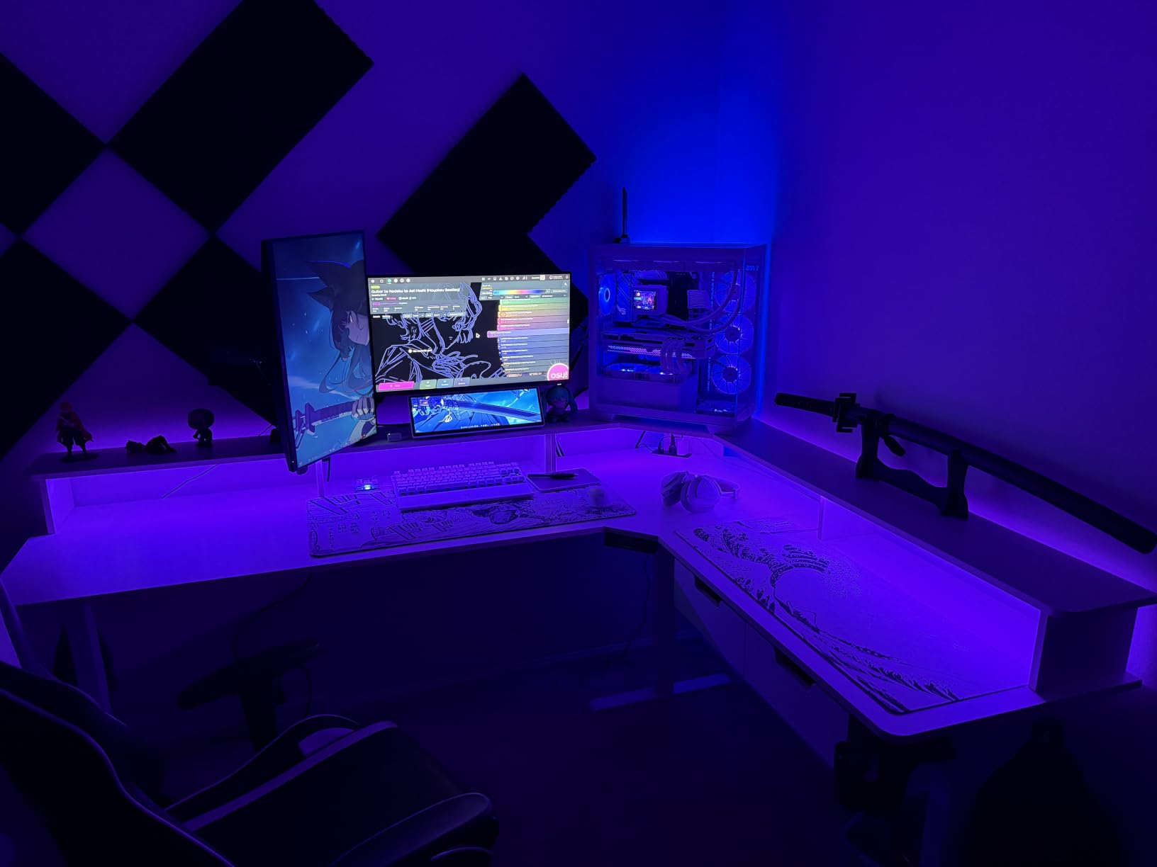 RedLemon 75X60 Inches L Shaped Electric Standing Desk, Height Adjustable Corner Gaming Desk with Drawers, Power Outlets & LED Lights, Computer Desk with Monitor Shelf, Carbon Fiber Black customer photo 1