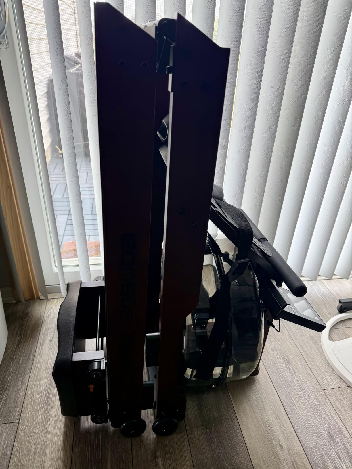 YOSUDA Water Rowing Machine Foldable for Home Use 5.8 Gal Large Water Tank customer photo 2