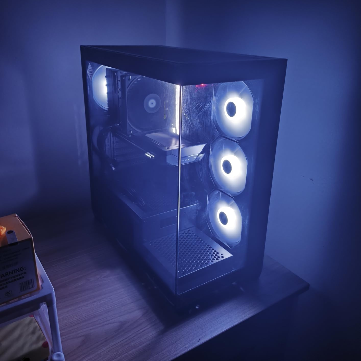 GIGABYTE GeForce RTX 5060 Gaming OC 8G Graphics Card, 8GB 128-bit GDDR7, PCIe 5.0, WINDFORCE Cooling System, Made by NVIDIA, GV-N5060GAMING OC-8GD Video Card customer photo 2