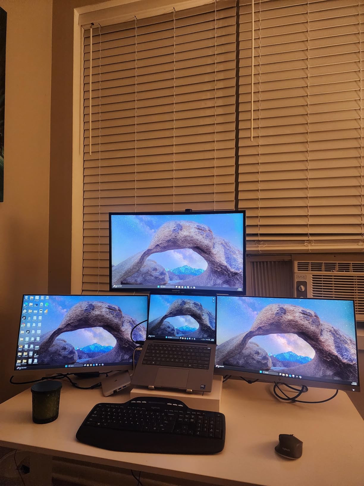 Triple Monitor Mount up to 49 inches, Fully Adjustable Heavy Duty 3 Monitor Arm with Gas Spring, Desk Mount for 3 Screens, C-Clamp & Grommet Base, Holds 44 lbs, Black customer photo 1
