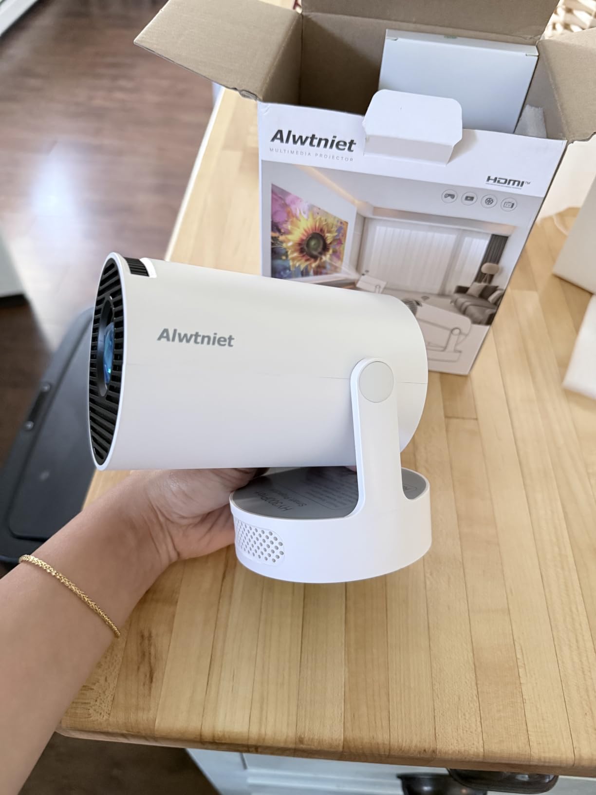 Mini Projector with Wifi 6 and Bluetooth5.4, Portable Projector 4K Support, Android 14 Smart Proyector with 200ASIN & Auto Keystone, Alwtniet HY300Pro Small Proyector for Bedroom, Movie, Outdoor customer photo 2