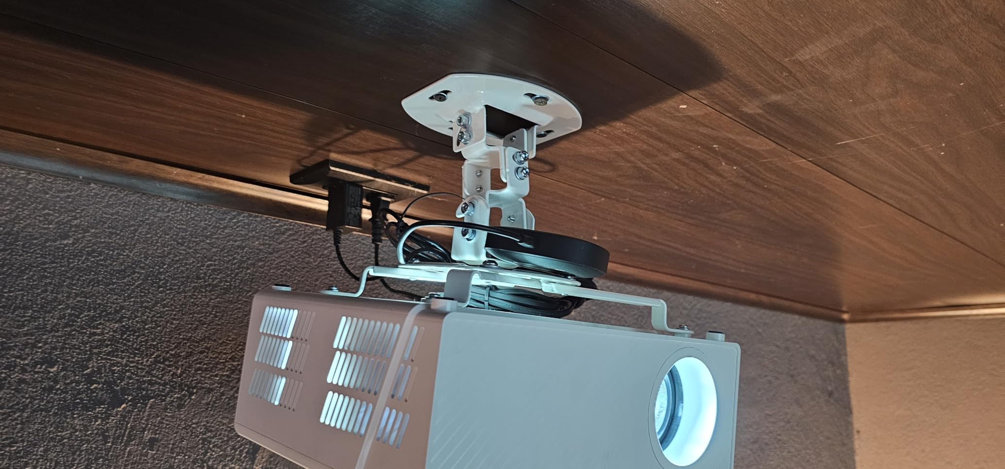 VIVO Universal Ceiling Extending Projector Mount, Height Adjustable Projection, Up to 12.5 inch Mounting Range, Hidden Cable Routing, White, MOUNT-VP03W customer photo 2