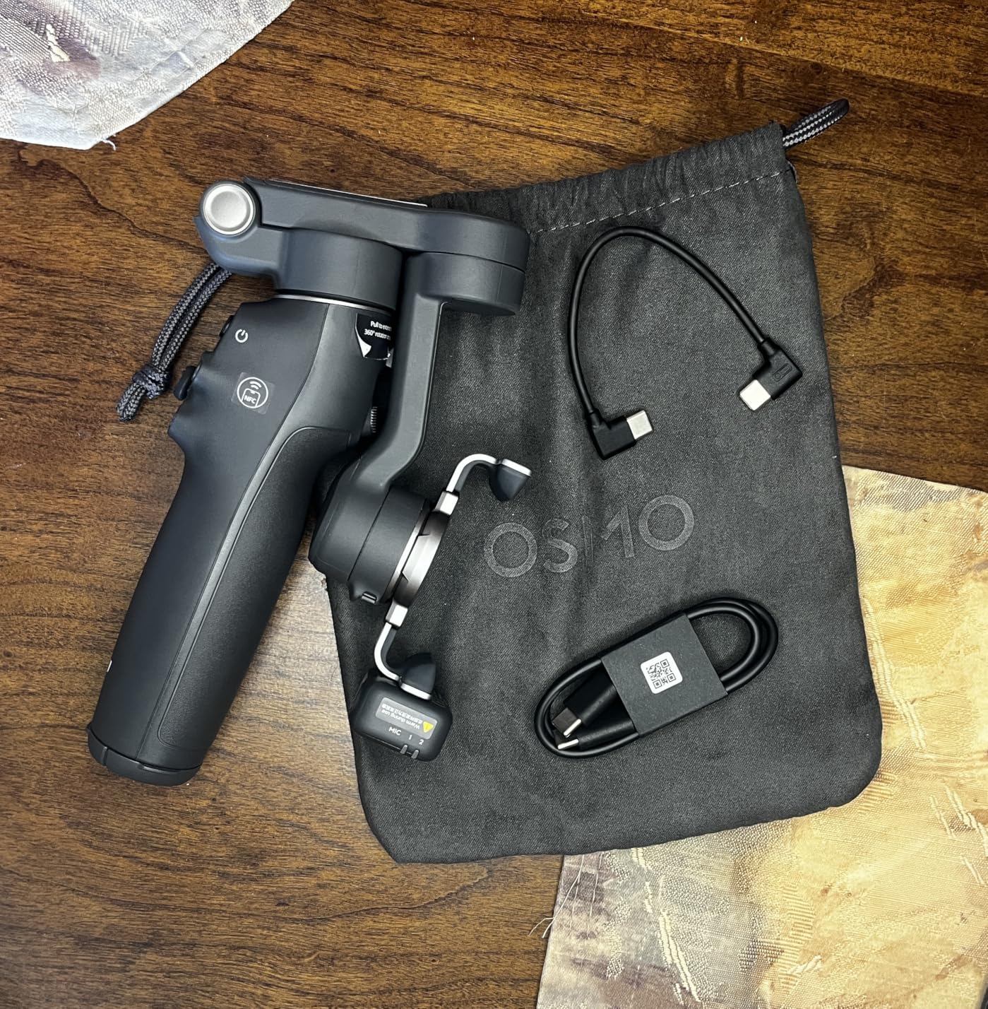 DJI Osmo Mobile 8 Standard Combo, Gimbal Stabilizer for Phone | AI Native Tracking, 360-Degree Pan Rotation, Built-in Extension Rod & Tripod, 10h Battery, Extension Rod, 3-Axis Stabilization customer photo 1