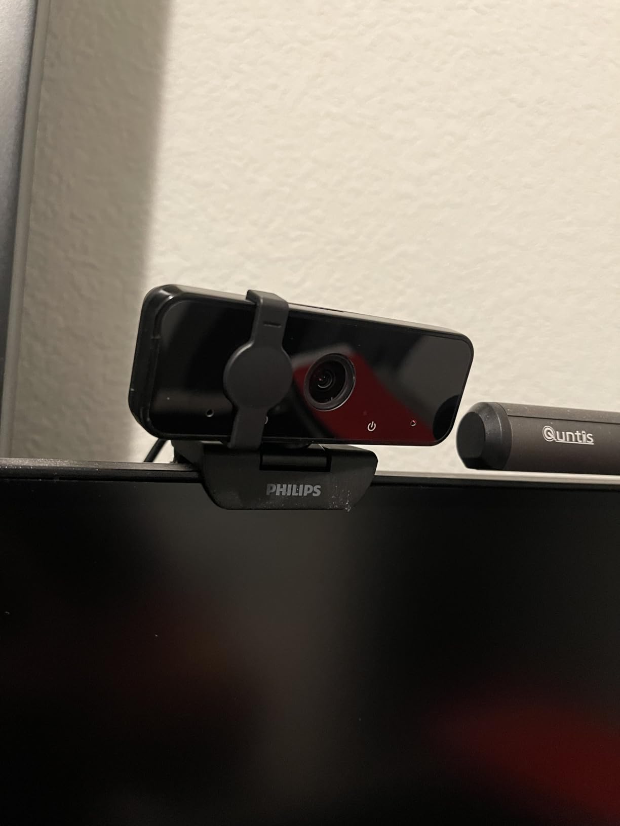 PHILIPS 4K Webcam for PC with Microphone, Computer Camera for Meetings with Privacy Cover, Plug & Play USB Web cam for Laptop, Desktop, Zoom, Teams, Skype, Video Conferencing, Streaming - Black customer photo 1