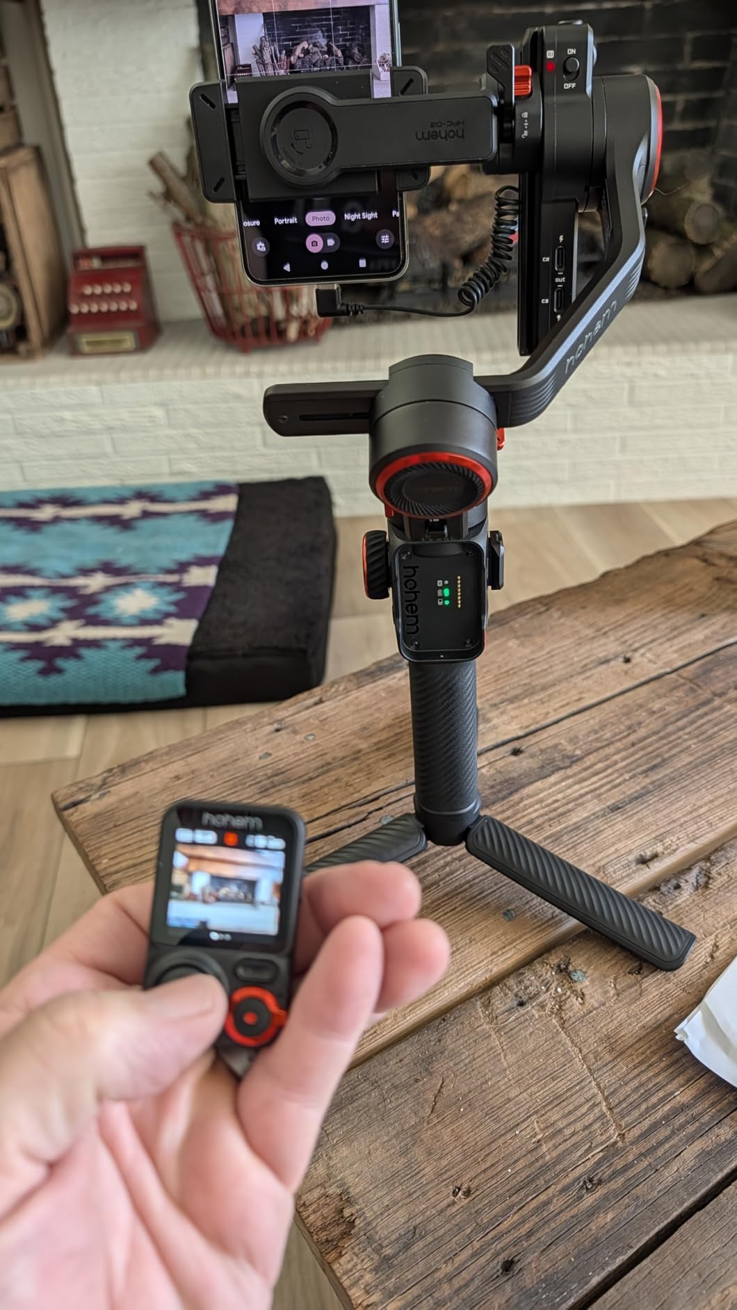 hohem iSteady MT3 Pro Camera Stabilizer with AI Tracking, 4-in-1 Gimbal for Mirrorless/Compact/Action Camera & Smartphone, 1.4