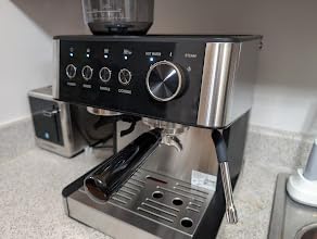 Kismile 10 Cup Drip Coffee Maker with Grinder Built In, Adjustable Grind & Brew Strength, 24H Timer, Descaling Alert, 2H Keep Warm, Reusable Filter & Glass Carafe customer photo 2