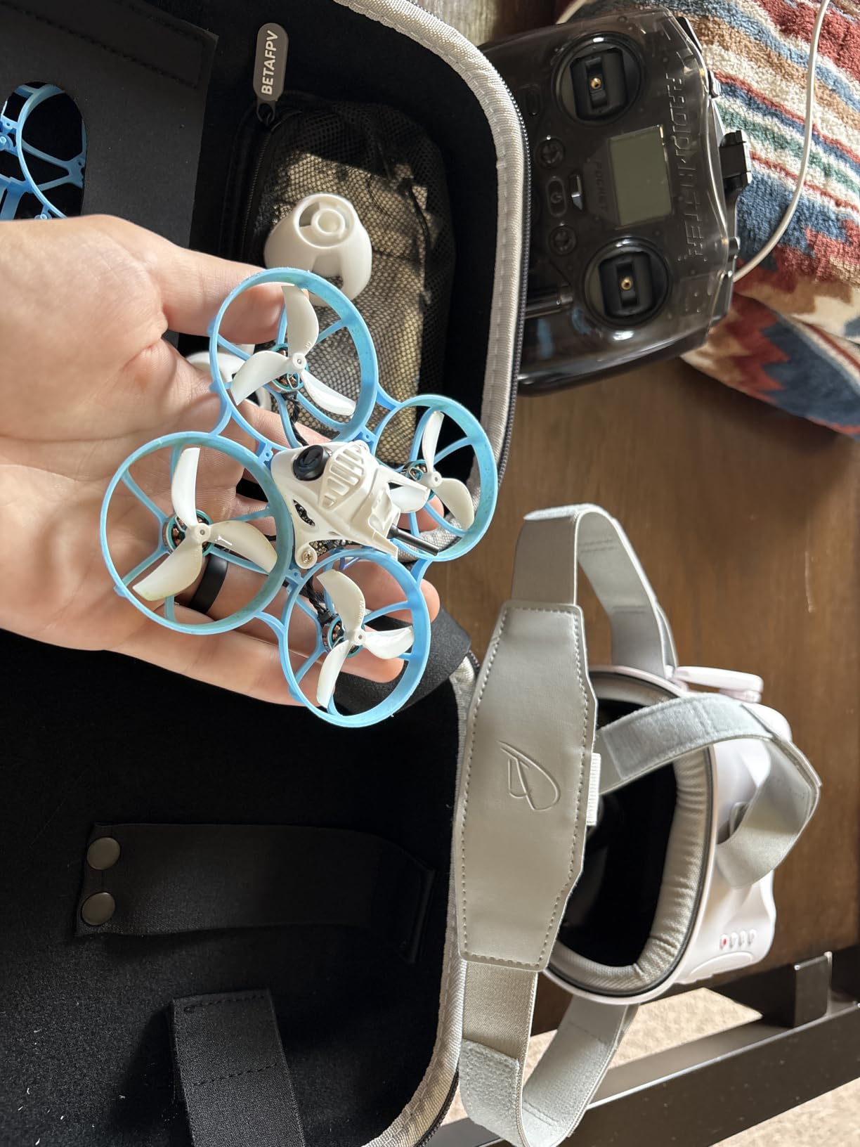 BETAFPV Meteor75 Pro FPV Kit with LiteRadio 2 SE VR03 Goggles for Racing | 1S Brushless Drone with LAVA II 580mAh Lipo Battery Up to 6Min, Simulator, DVR Function, Portable Bag Ready to Fly Freestyle customer photo 1