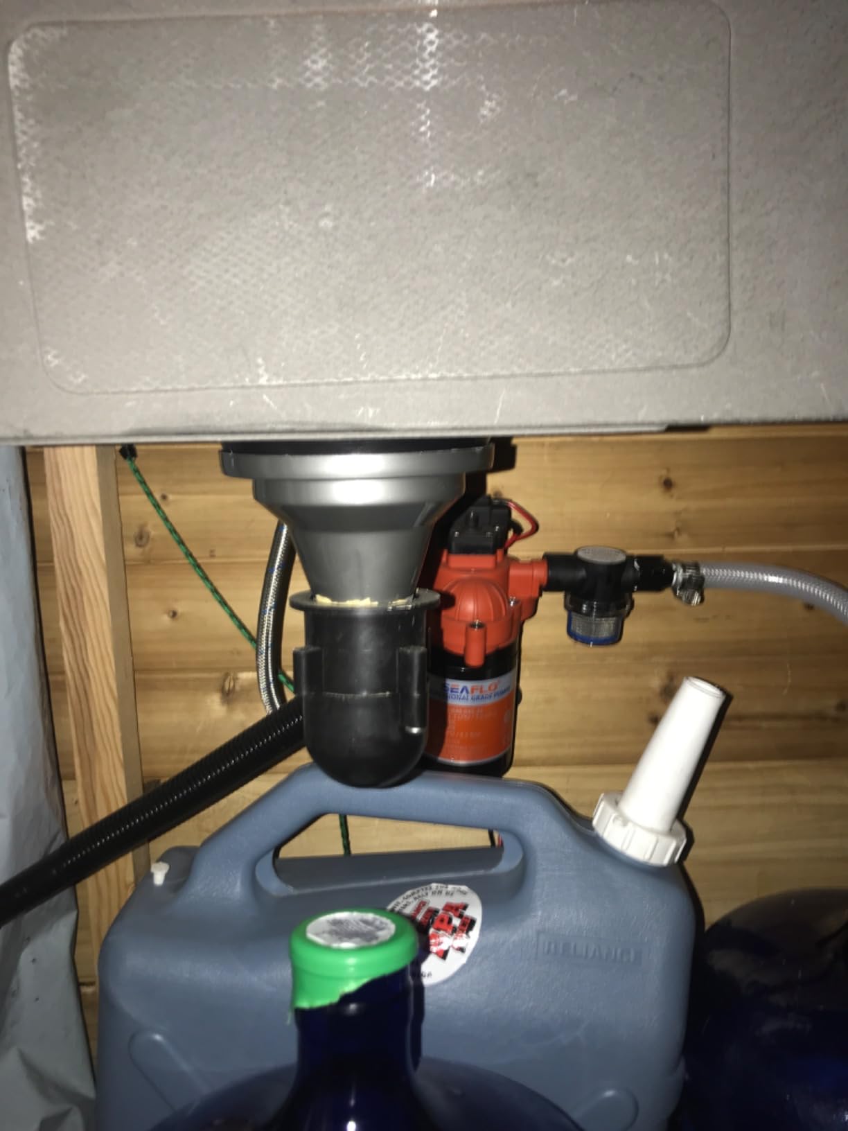 Camco Flexible Camper/RV Drain | Designed for Campers w/Single Sink and No Holding Tanks | Includes 25