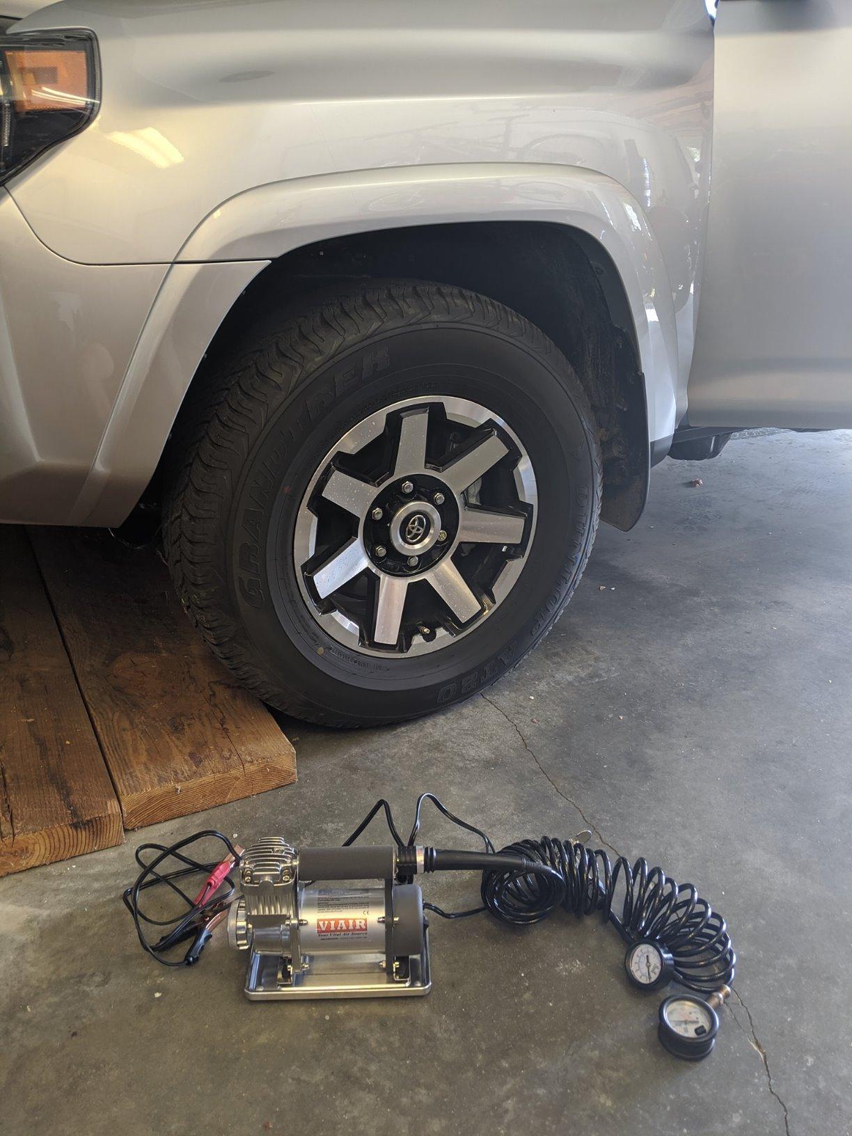 VIAIR 300P 12V Portable Tire Inflator, 150 PSI for Truck and SUV Tires customer photo 2