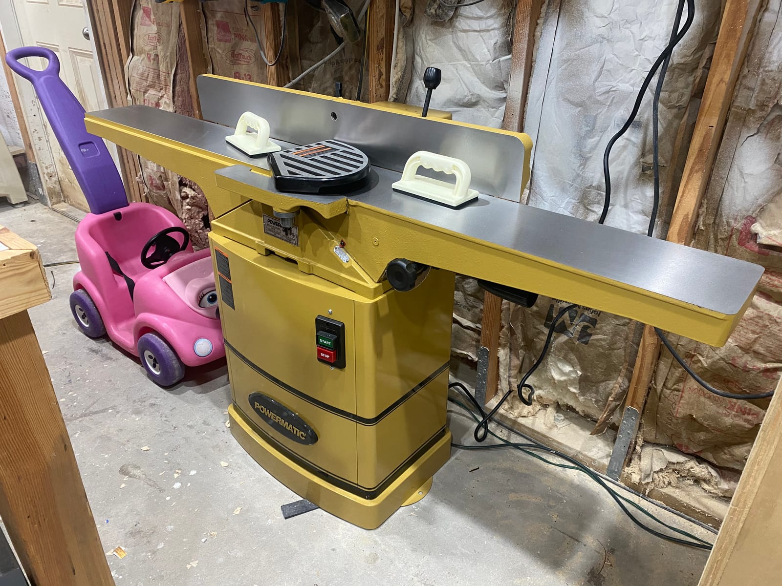 Powermatic 6-Inch Jointer, Helical Cutterhead, 1 HP, 115/230V 1Ph (Model 54HH) customer photo 1