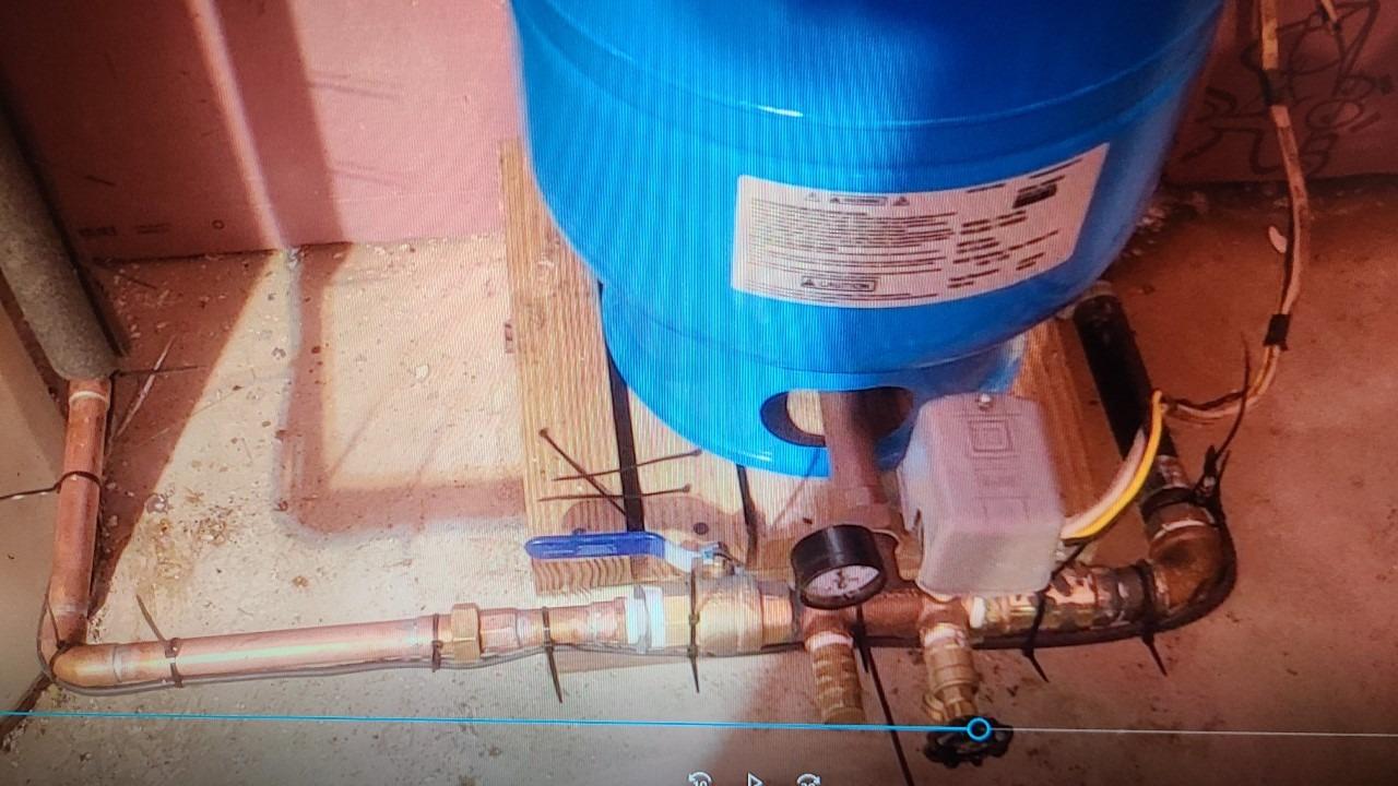 Amtrol WX-202 Well Pressure Tank customer photo 1