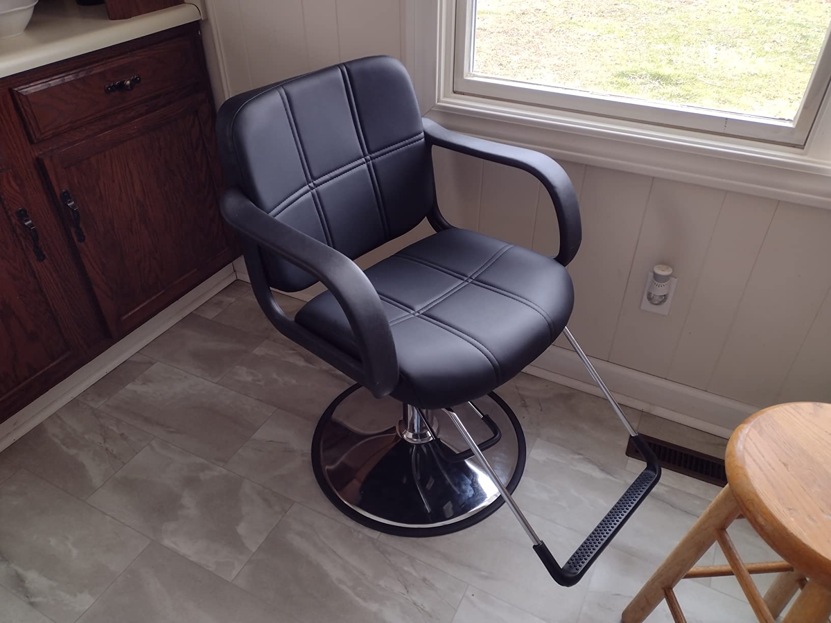 Barber Chair Salon Chair Styling Chair Heavy Duty Beauty Salon Barber Chairs Hydraulic Pump Swivel Hair Cutting Chairs customer photo 1